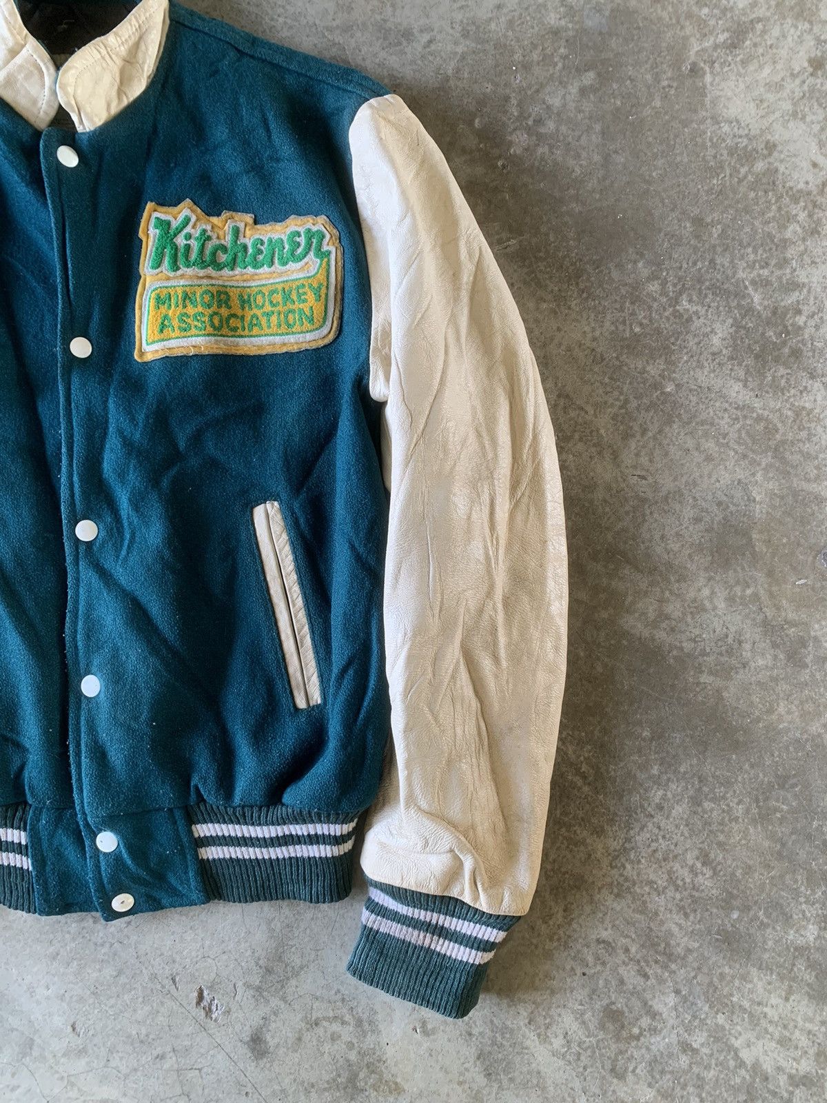 Vintage vintage kitchener minor hockey association varsity jacket Size US S / EU 44-46 / 1 - 3 Thumbnail