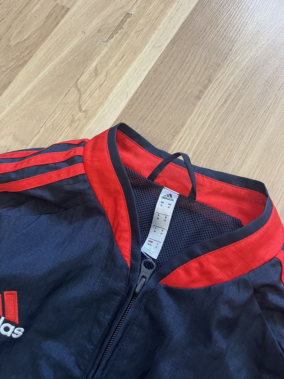 Adidas × Vintage Adidas Bayern Munich vintage football track jacket 2021 Size US M / EU 48-50 / 2 - 5 Thumbnail