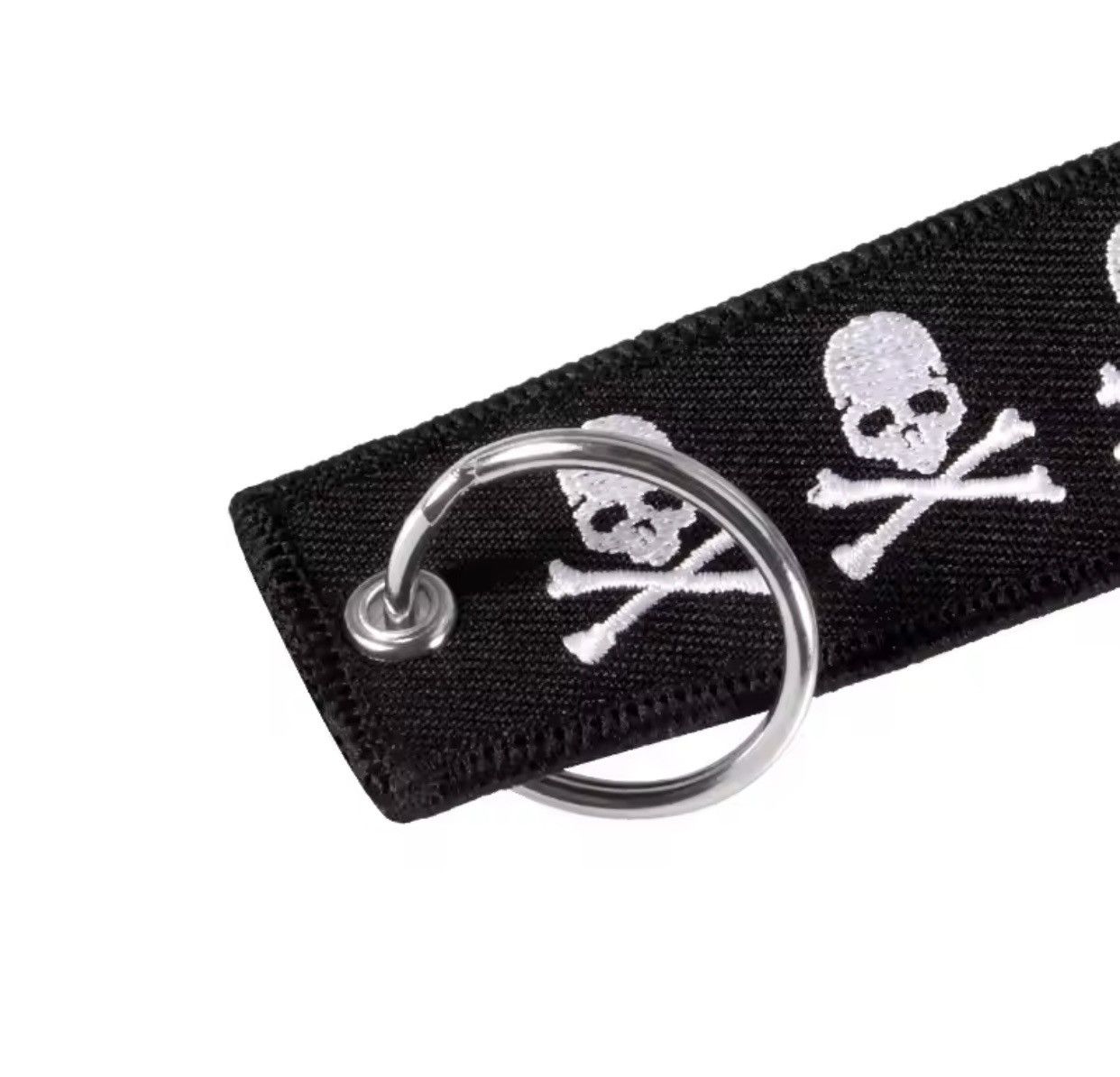 Japanese Brand Double-sided Embroidery Dangerous Skull Keychain Size ONE SIZE - 2 Thumbnail