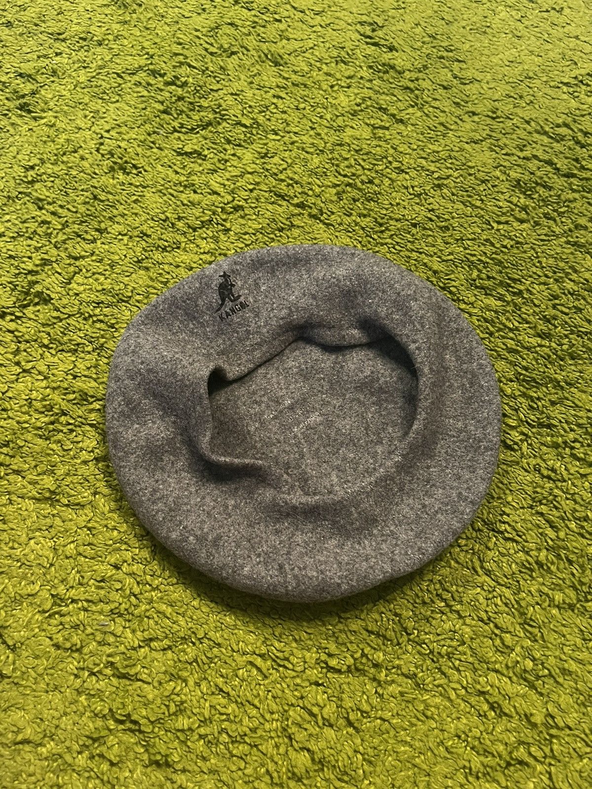 Kangol Kangol 1990s vintage knit logo wool beret hat Size ONE SIZE - 1 Thumbnail