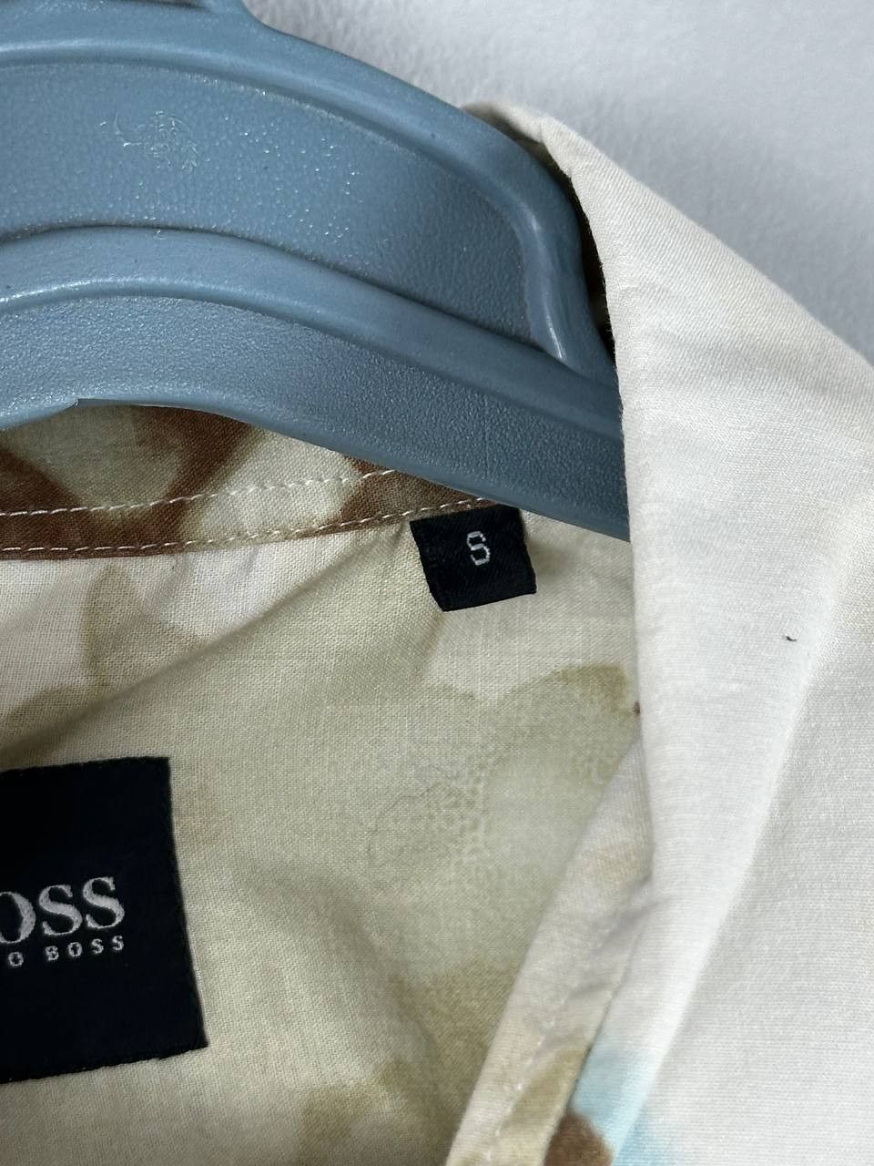 Hugo Boss Luxury Hugo Boss Summer Hawaii Floral Print Shirt Size US S / EU 44-46 / 1 - 9 Thumbnail