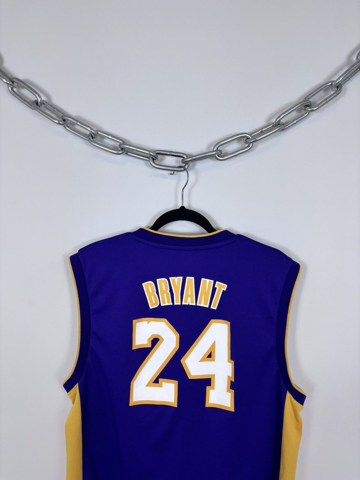 Adidas Adidas Los Angeles Lakers 2013 Kobe Bryant #24 NBA Jersey Size US M / EU 48-50 / 2 - 16 Thumbnail