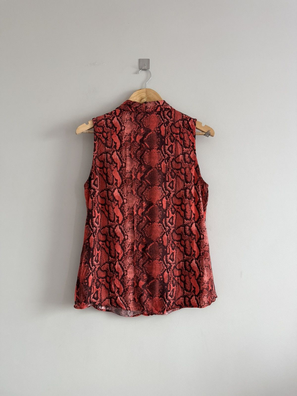 Vintage Red Snakeskin Print Sleeveless Blouse Button Up Size M / US 6-8 / IT 42-44 - 5 Thumbnail