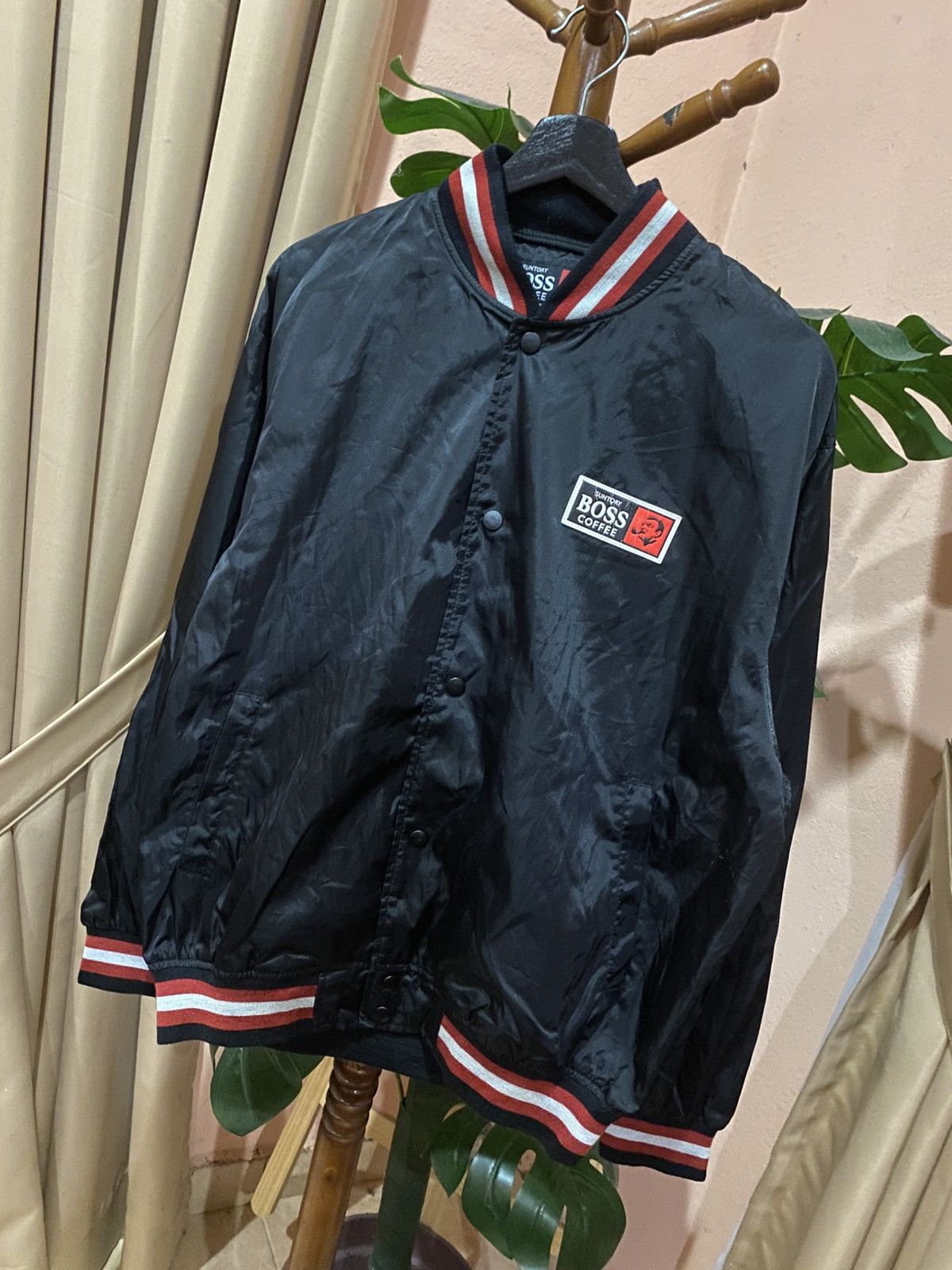 Vintage Vintage Suntory Boss Coffee Japan Bomber Jacket Size US L / EU 52-54 / 3 - 2 Thumbnail
