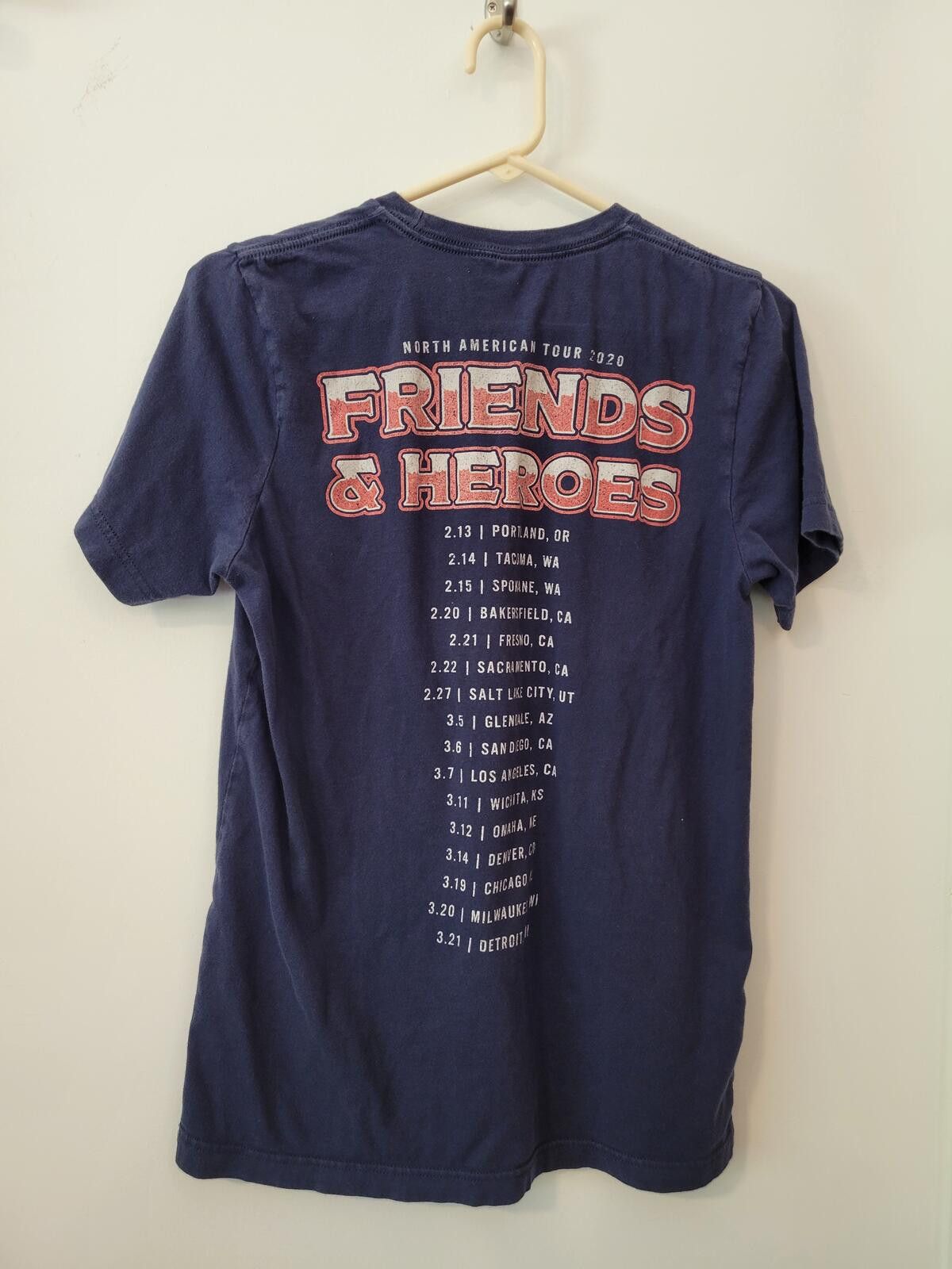 Other Blake Shelton Friends and Heroes 2020 Graphic T-Shirt Medium Size M / US 6-8 / IT 42-44 - 4 Thumbnail