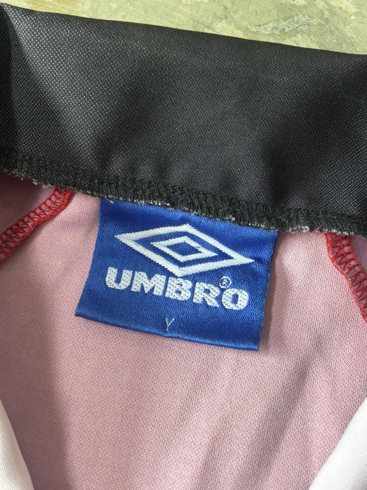 Umbro Vintage Umbro 1996/1998 Manchester United Football Jersey Size US S / EU 44-46 / 1 - 19 Thumbnail