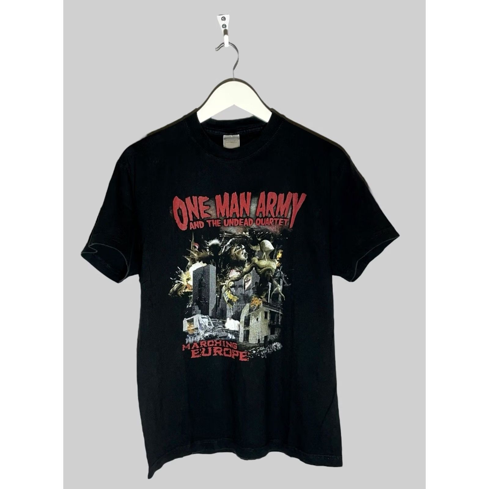 Vintage VINTAGE One Army And The Under Quartet Marching Europe Tour 2005/06 T-Shirt Size M Black Men Size US M / EU 48-50 / 2 - 2 Thumbnail