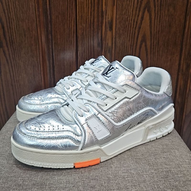 Louis Vuitton Louis Vuitton Metallic Silver Trainer Sneakers 0079 Size US 8.5 / EU 41-42 - 1 Thumbnail