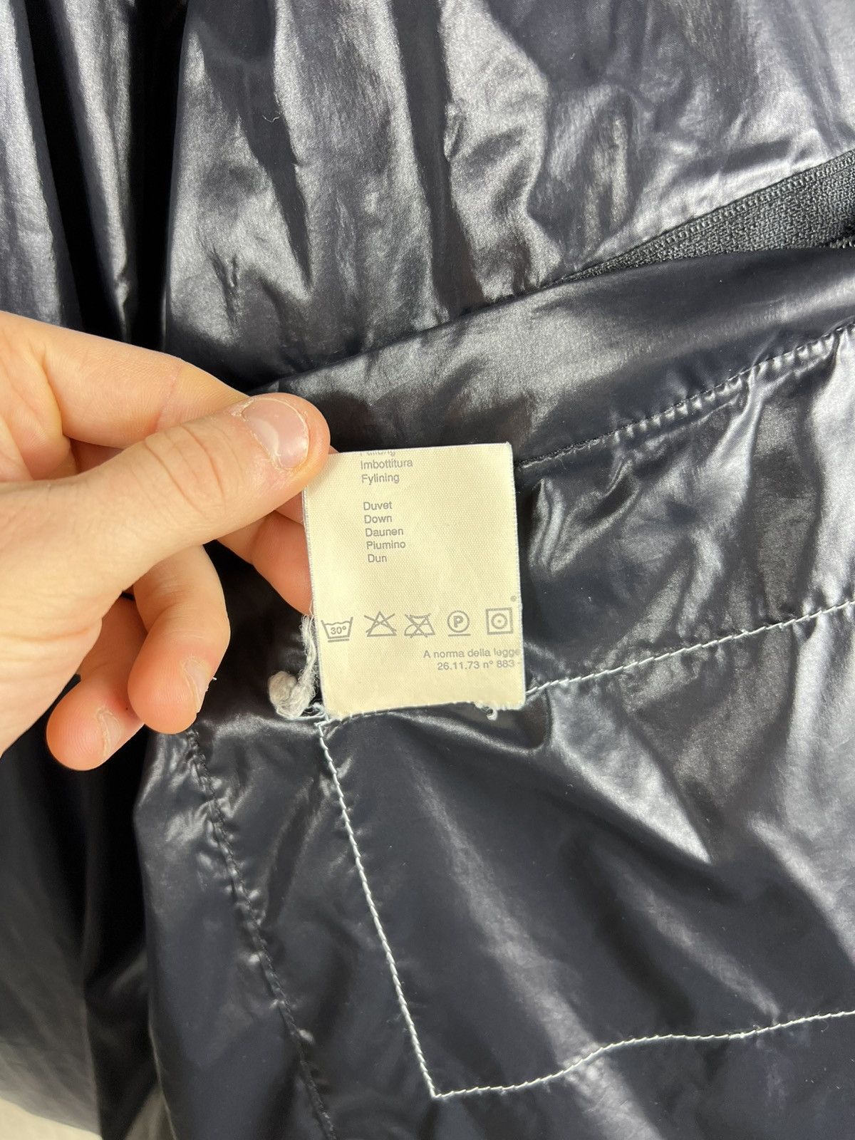 Moncler Vintage Moncler Grenoble goose down jacket arm logo puffer Size US L / EU 52-54 / 3 - 23 Thumbnail