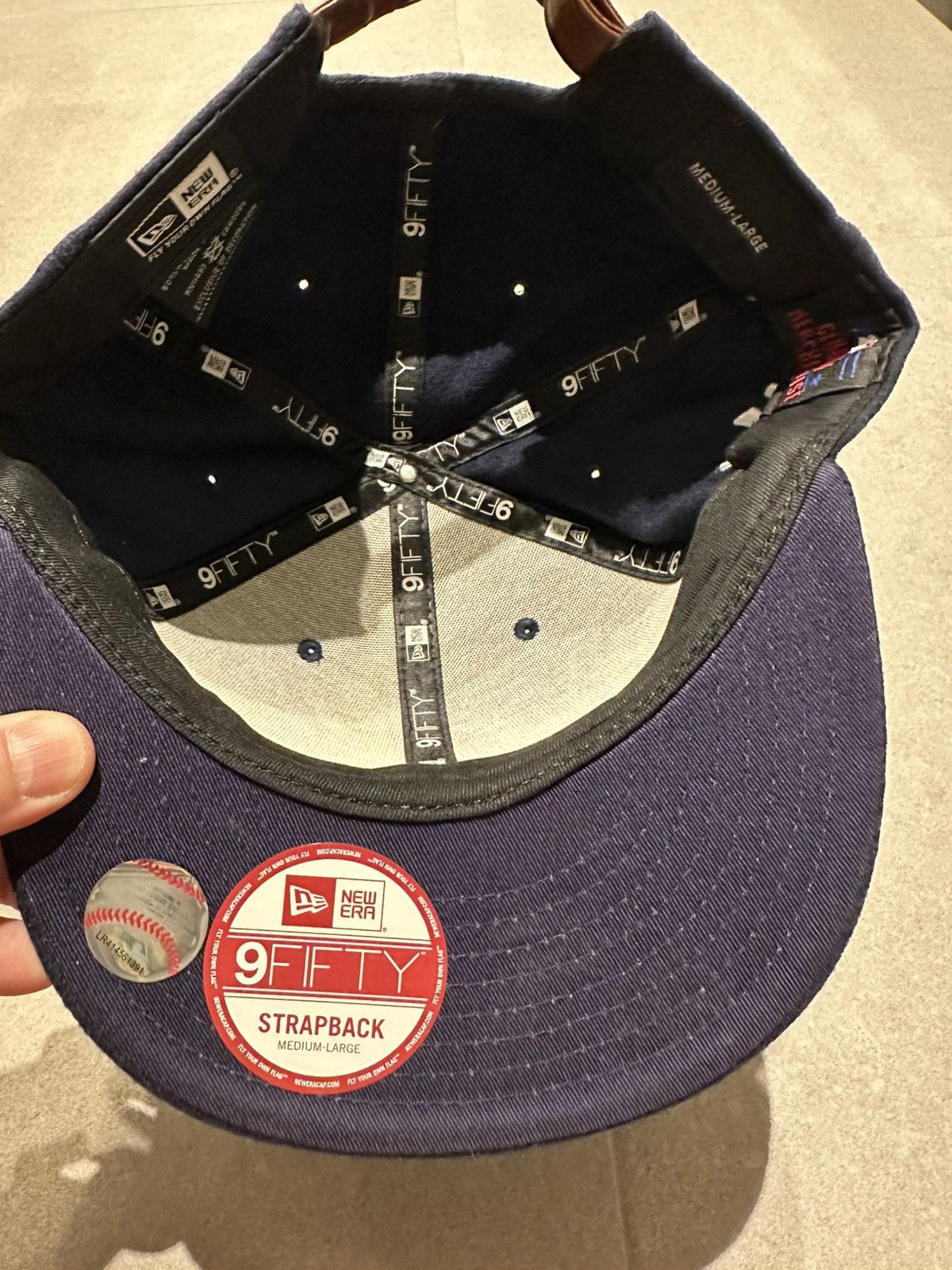 New York Yankees New Era NY Yankees adjustable NEW Size ONE SIZE - 4 Thumbnail