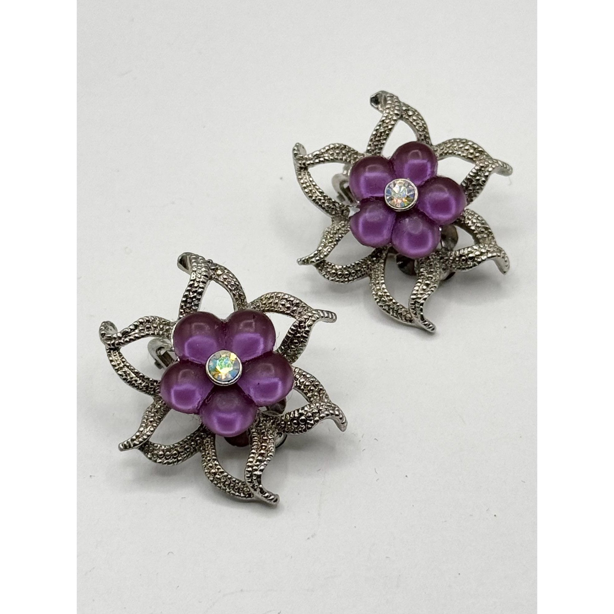 Vintage Vintage Purple moon glow flower silver rhinestone earrings Size ONE SIZE - 1 Thumbnail