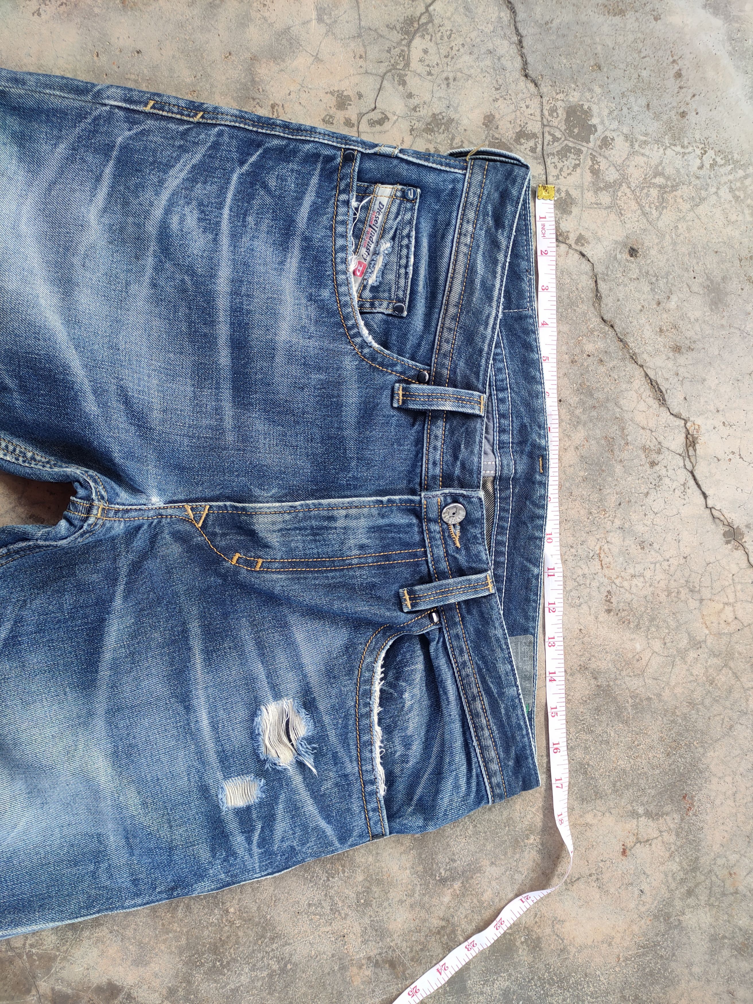 Diesel W33 VINTAGE DIESEL FADED DISTRESSED DENIM JEAN PANTS Size US 33 - 6 Thumbnail