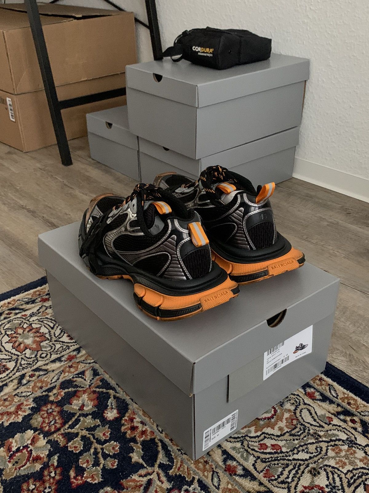 Balenciaga Balenciaga 3XL SHOE Size US 10 / EU 43 - 9 Thumbnail