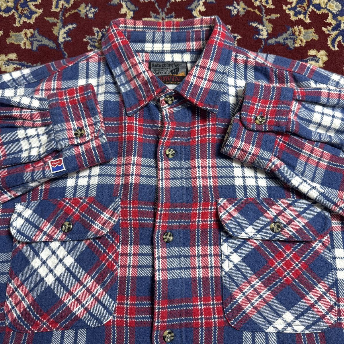 Edwin Vintage Edwin Outdoor Double Pocket Flannel Plaid Shirt y2k Size US L / EU 52-54 / 3 - 1 Thumbnail