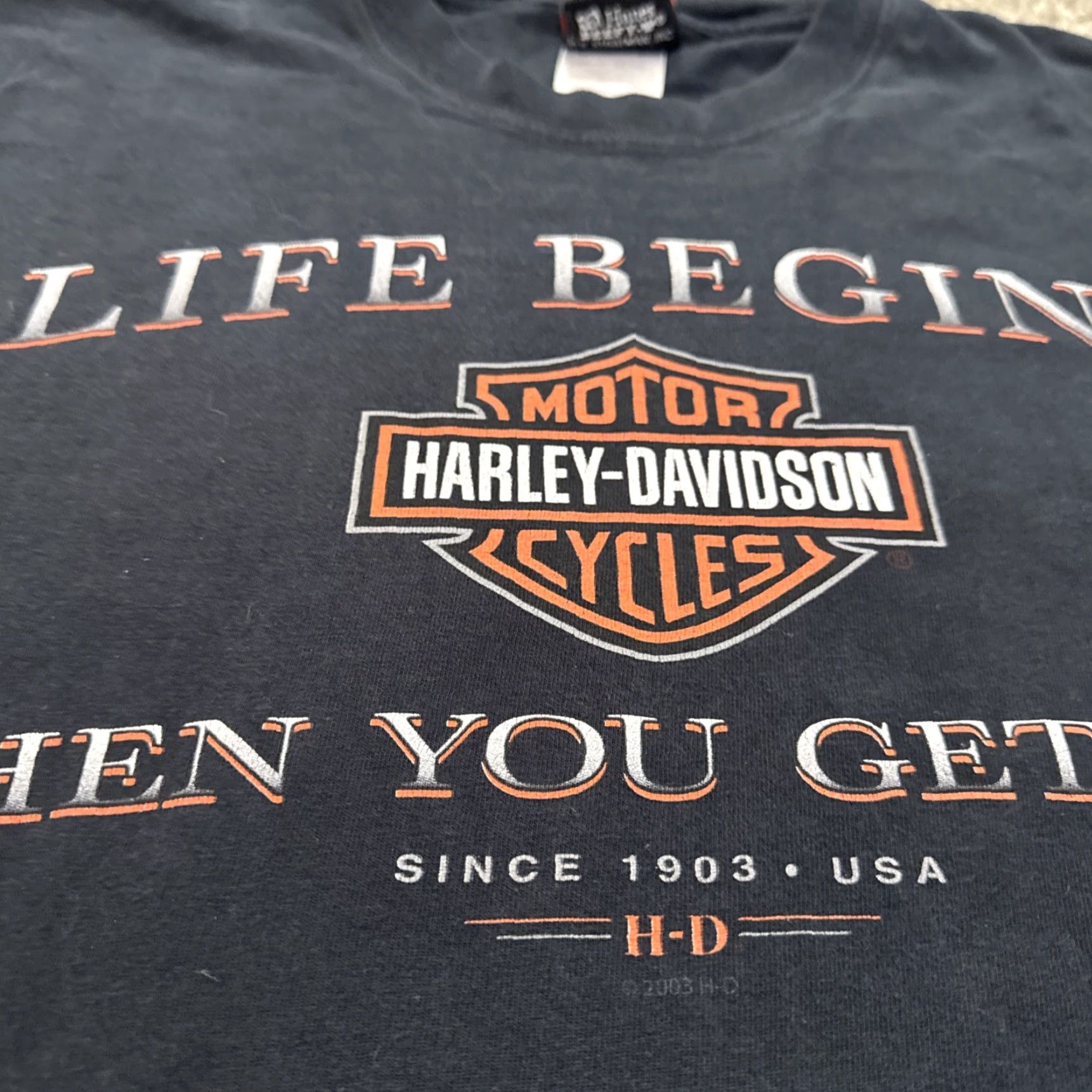 Harley Davidson VINTAGE Harley-Davidson Life Begins When You Get One T-Shirt Large Black Men L shirt Size US L / EU 52-54 / 3 - 4 Thumbnail