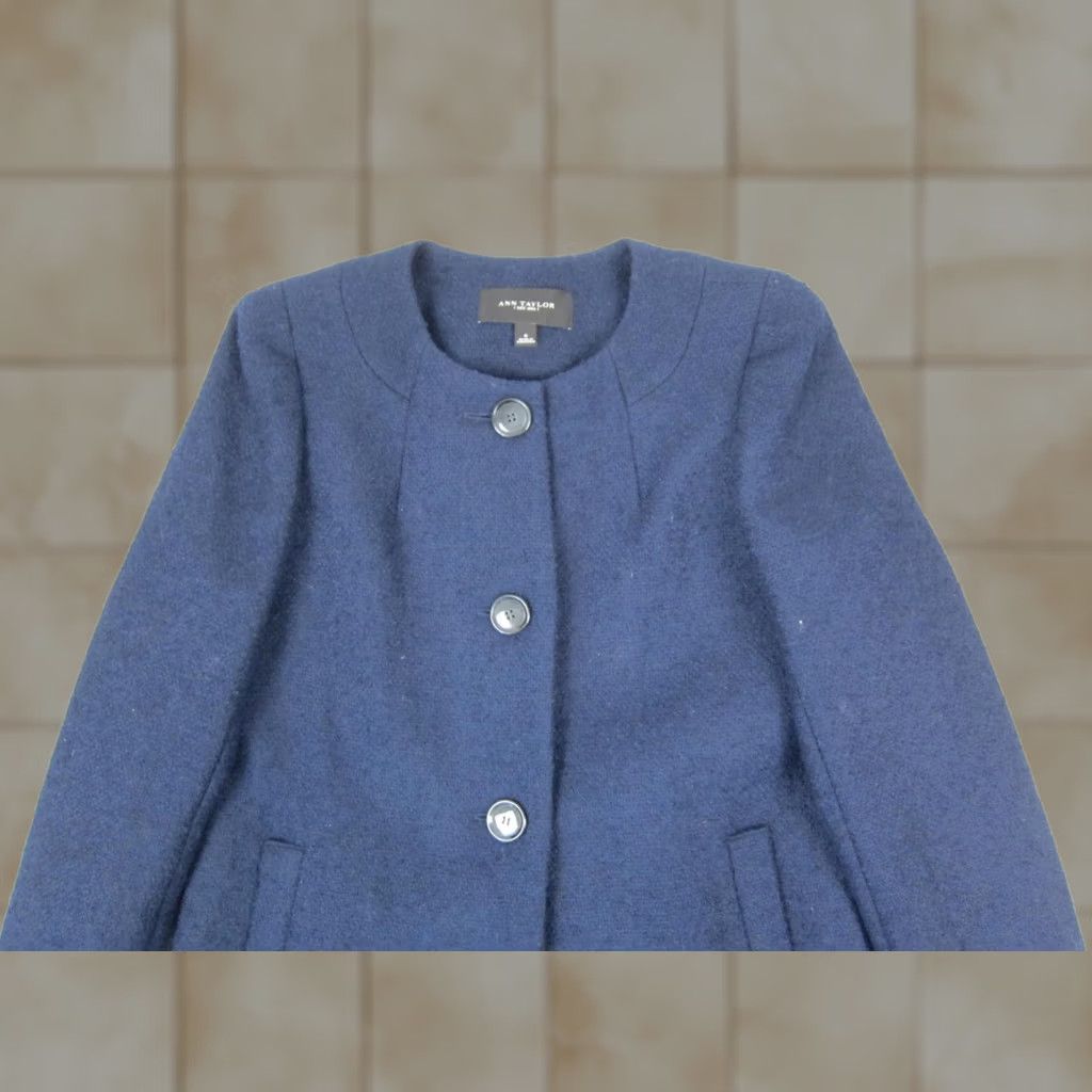 Ann Taylor Ann Taylor Coat Womens 6 Wool Blue Lined 3 Button Overcoat Long Solid 80s 90s Classic Regular Mens Womens Girls Size M / US 6-8 / IT 42-44 - 1 Thumbnail