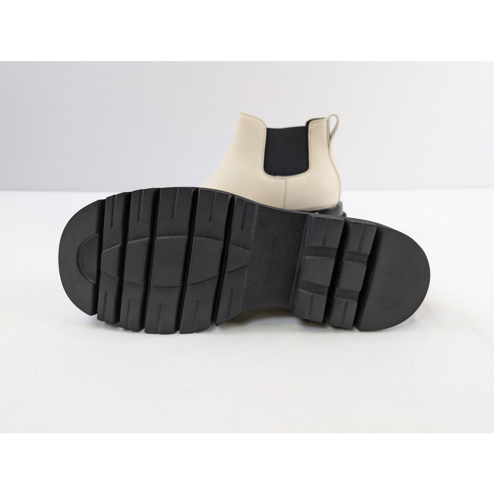 Bottega Veneta o1rshd1 Military Calf The Lug Boots in Sea Salt Size US 9 / EU 42 - 12 Thumbnail