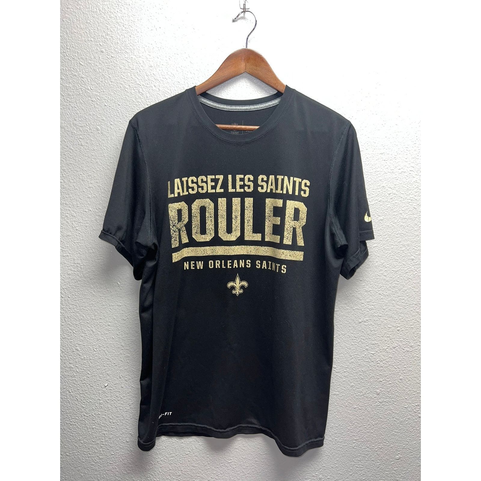 Nike Nike New Orleans Saints Shirt Laissez Les Saints Rouler Tee Size US M / EU 48-50 / 2 - 1 Thumbnail