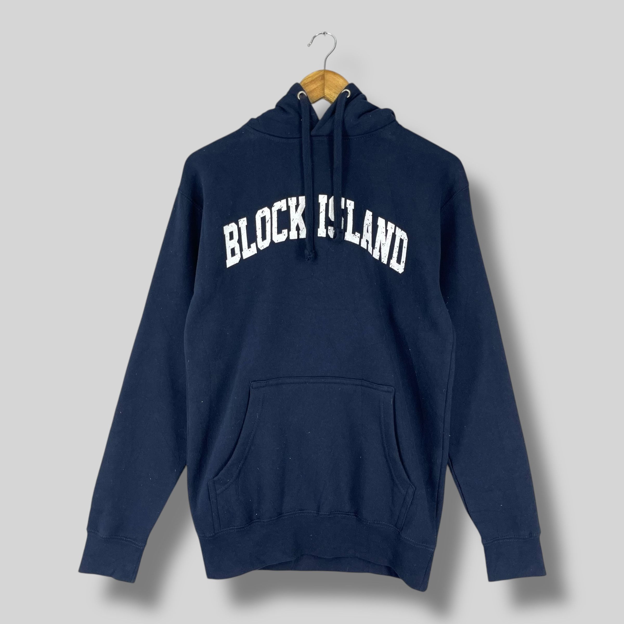 Vintage Y2K BLOCK ISLAND Spellout Printed Hoodie