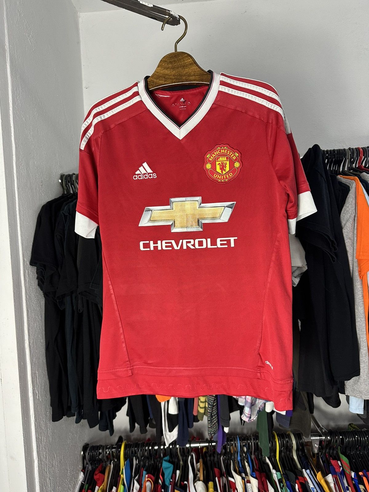 Adidas MANCHESTER UNITED BOYS ADIDAS #7 MEMPHIS DEPAY SOCCER JERSEY ...