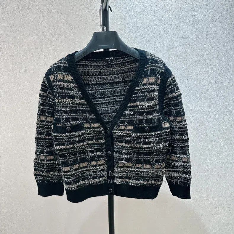 Chanel Chanel Woollen cardigan coat Size XS / US 0-2 / IT 36-38 - 1 Thumbnail