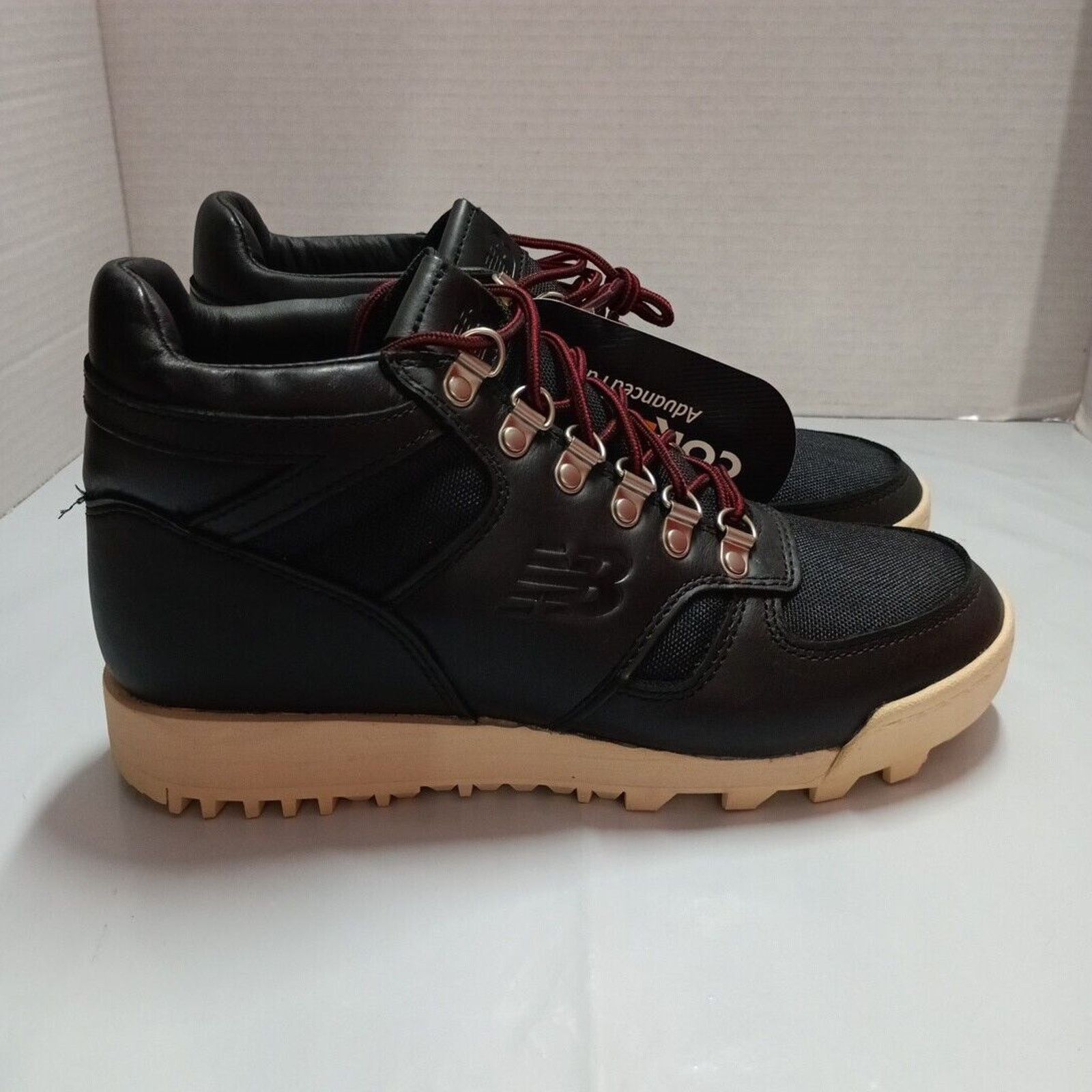 New Balance New Balance Rainier Black Beige Men's Size 7 Hiking Boots Size US 7 / EU 40 - 3 Thumbnail