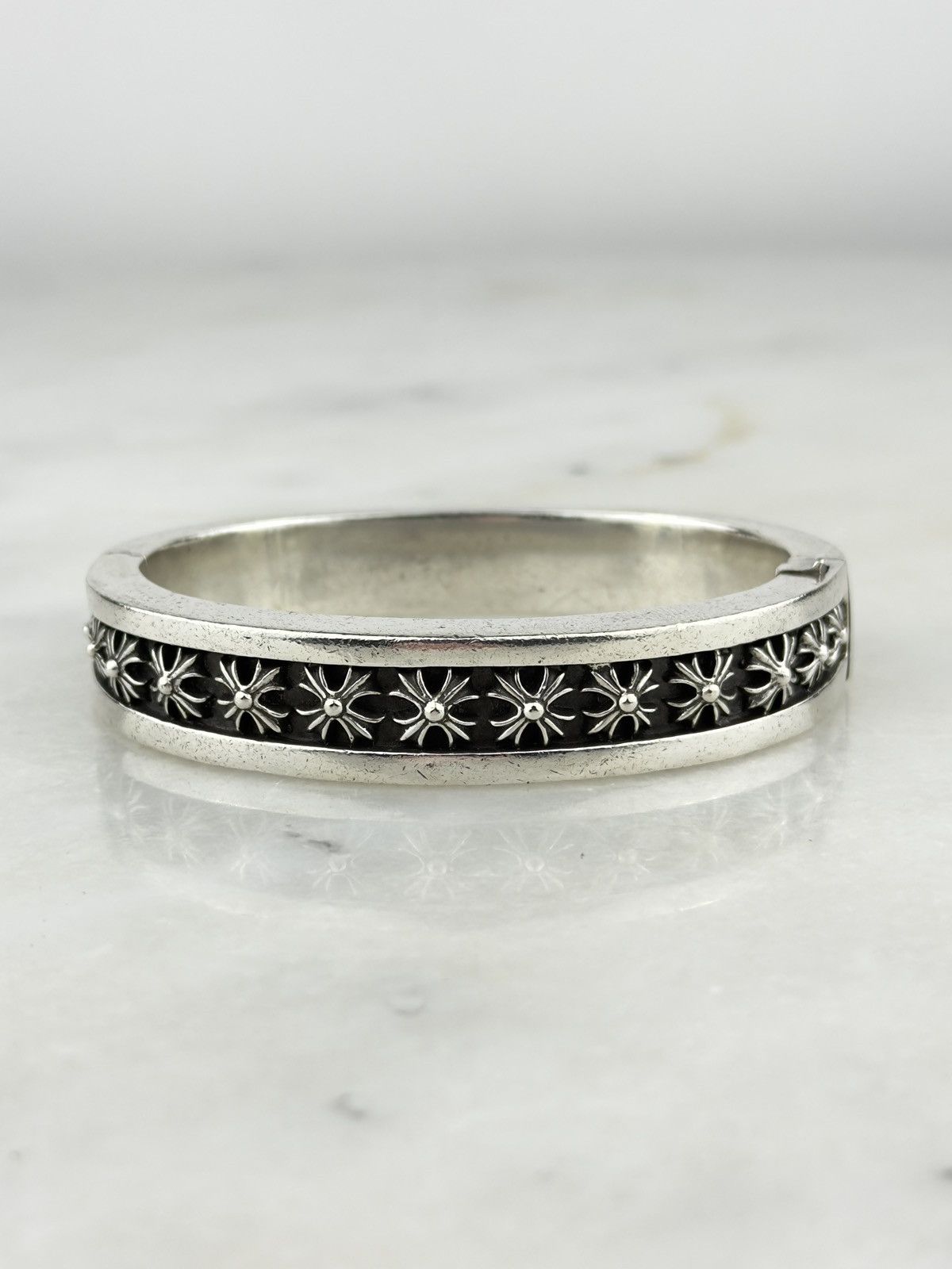 Chrome Hearts CHROME HEARTS NARROW V CH PLUS BRACELET Size ONE SIZE - 1 Thumbnail