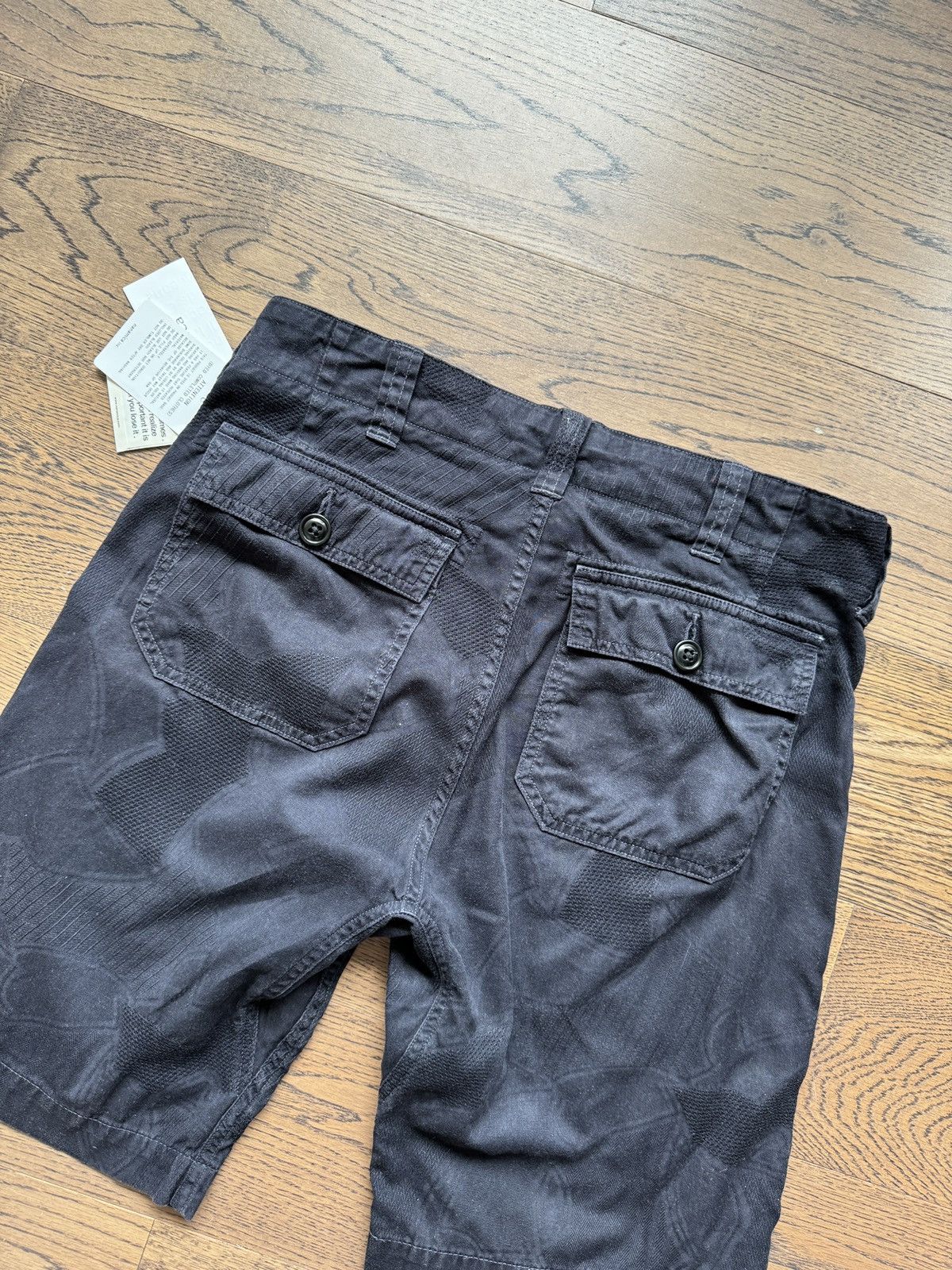 Nanamica Nanamica Japan Mens Navy Subtle Pattern Summer Cotton Shorts Size US 30 / EU 46 - 10 Thumbnail