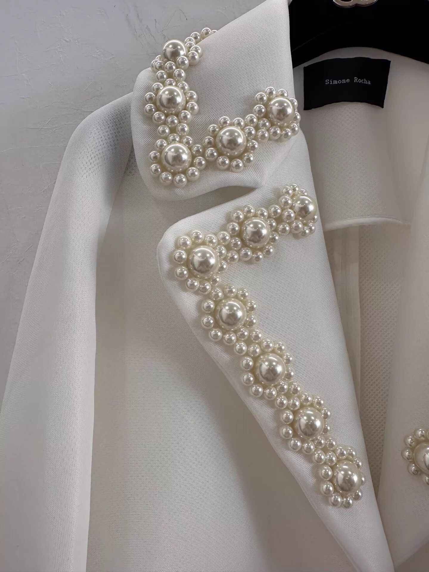 Simone Rocha Simone Rocha women's white petal pearl logo coat UK6 Size XS / US 0-2 / IT 36-38 - 5 Thumbnail