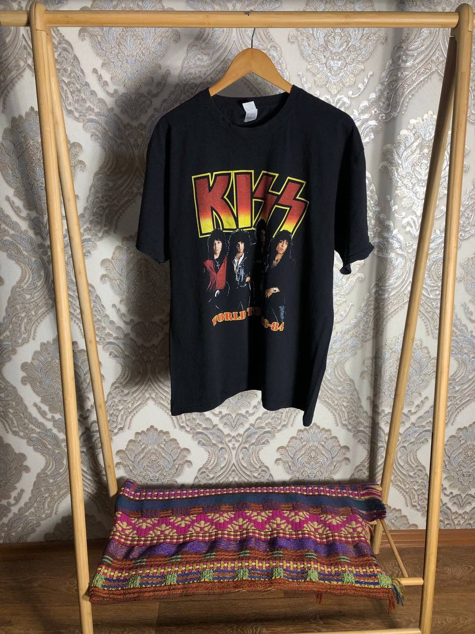 KISS × Vintage VERY RARE KISS WORLD TOUR 83-84 ROCK T-SHIRT DOUBLE PRINTED Size US XL / EU 56 / 4 - 1 Thumbnail