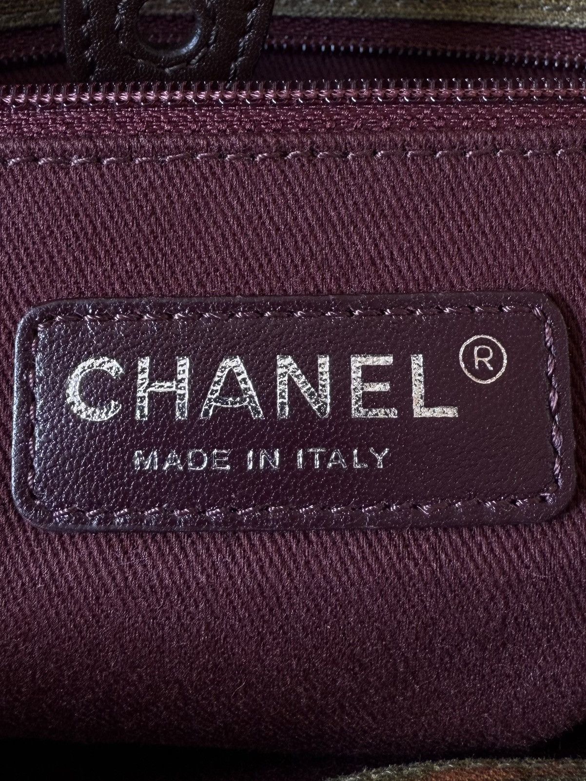 Chanel Chanel "On the Pavements" Graffiti Messenger Bag Size ONE SIZE - 18 Thumbnail
