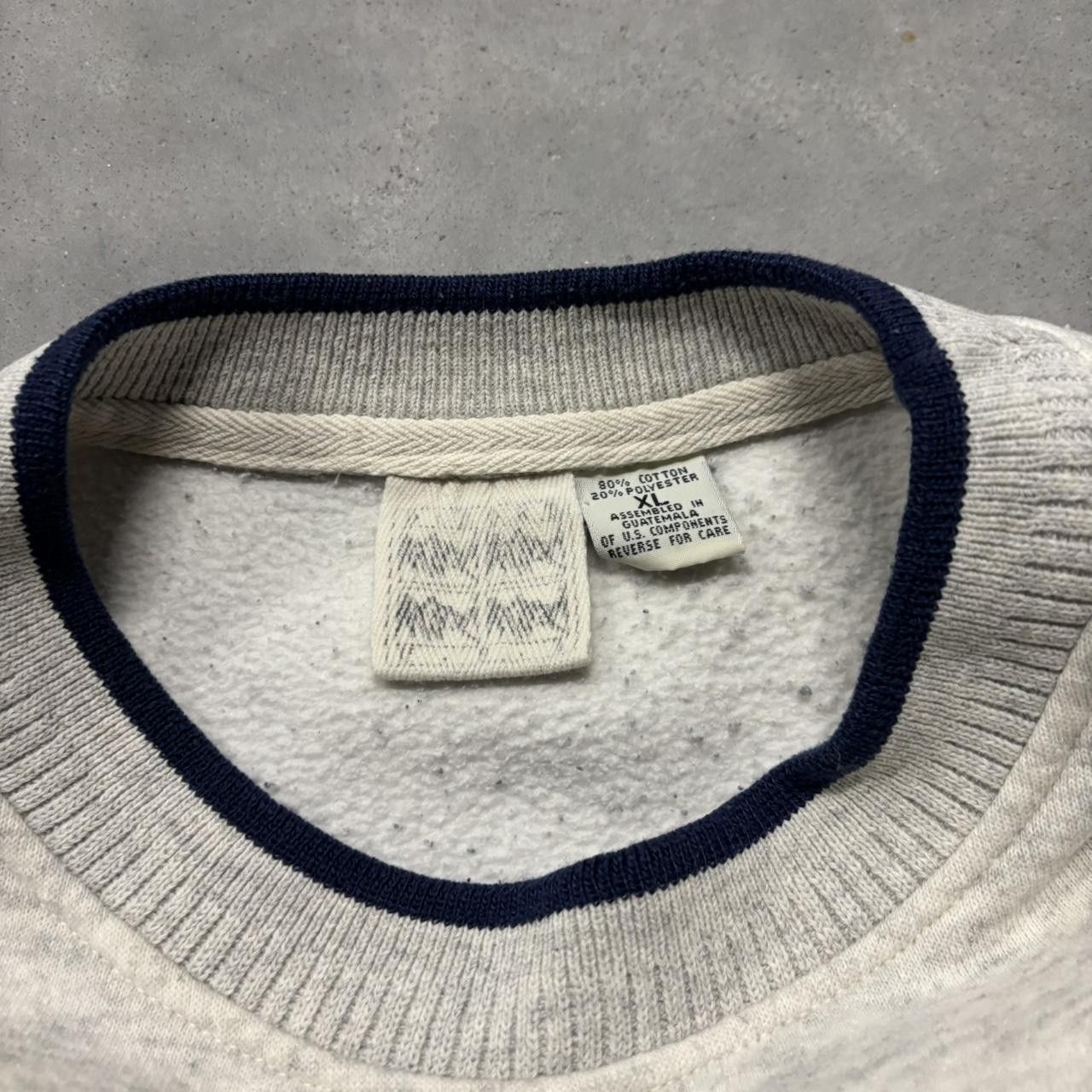 Japanese Brand × Vintage Crazy Vintage 90s Grey Backroads Embroidered Spellout Essential Crewneck! Size US XL / EU 56 / 4 - 6 Thumbnail