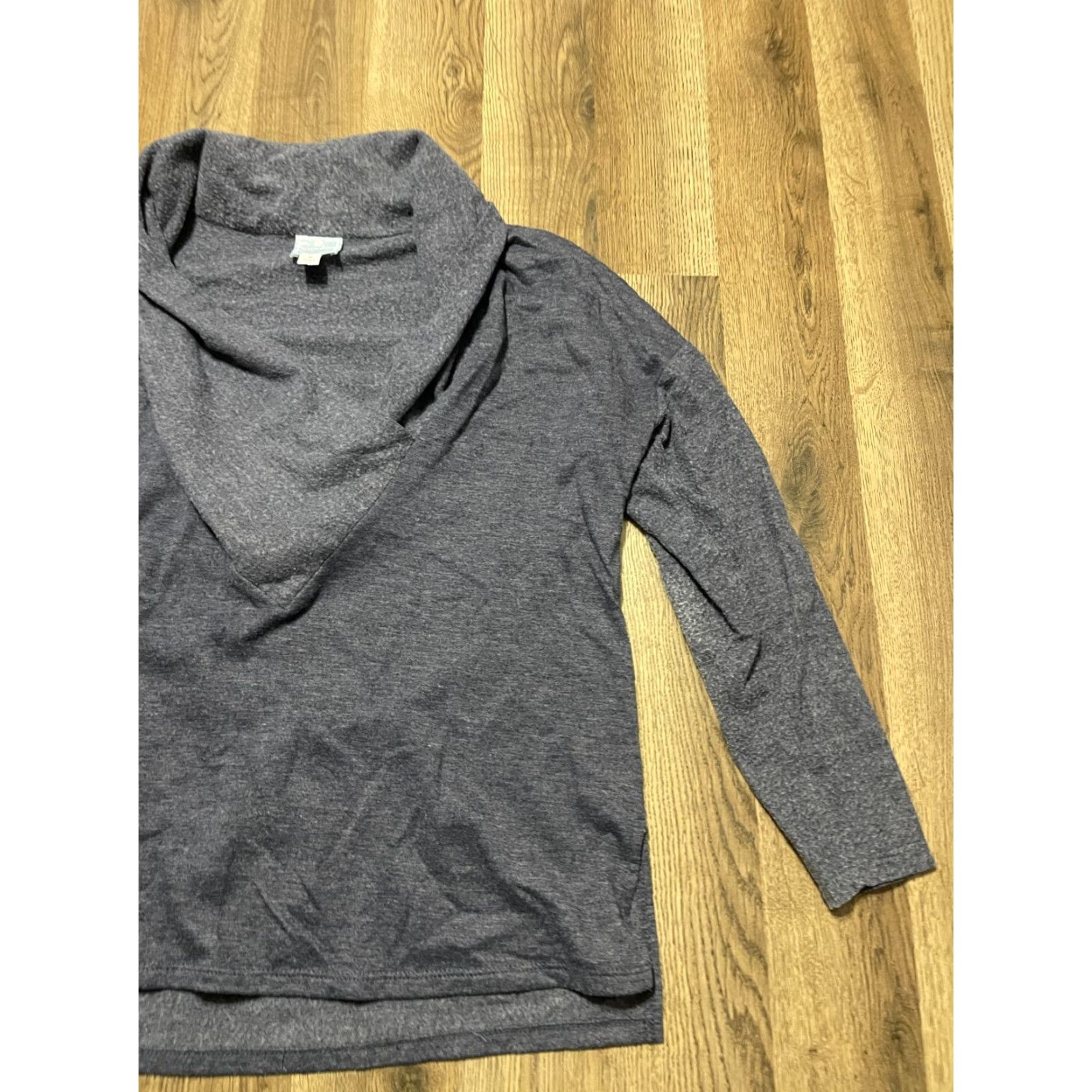 Vintage Sunday Shirt, Women's Medium, Gray, Long Sleeve, Cowl Neck, T-Shirt, Regular, Casual, Sunday, Womens, Basic, Fall, Spring, Summer Size M / US 6-8 / IT 42-44 - 4 Thumbnail