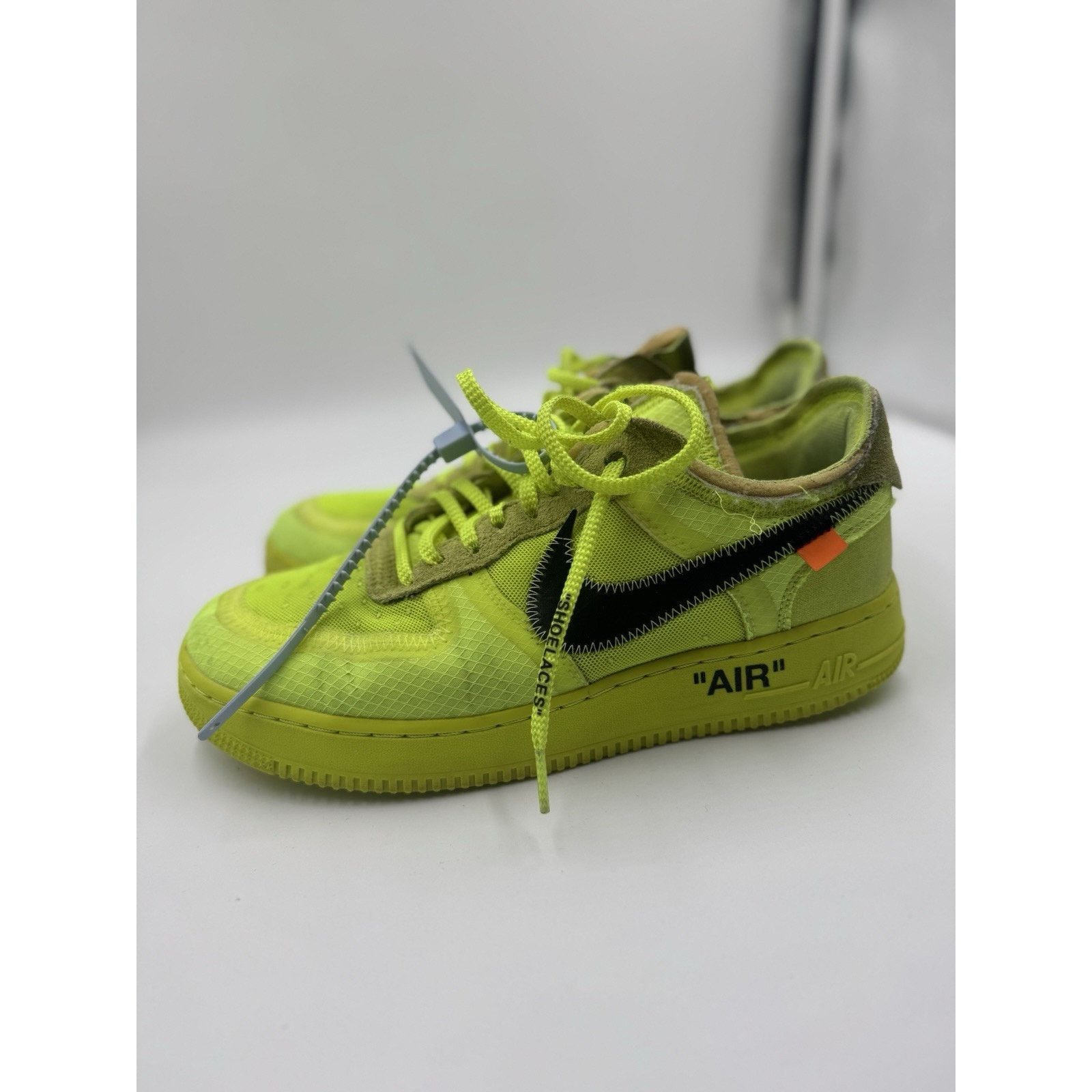 Size 8.5 - Nike Off-White x Air Force 1 Low Volt
