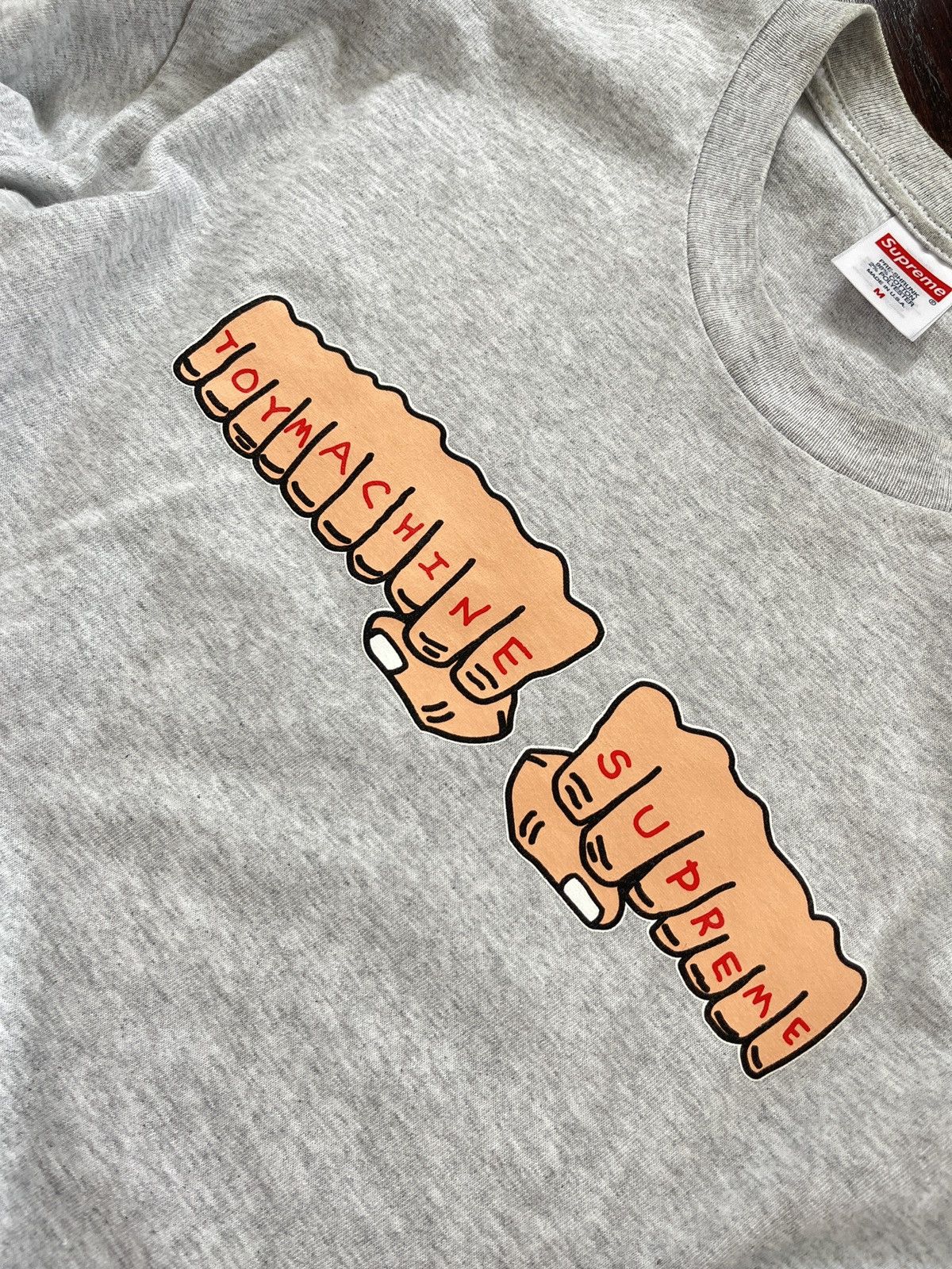 Supreme Supreme Toy Machine Fist Tee Size US M / EU 48-50 / 2 - 1 Thumbnail