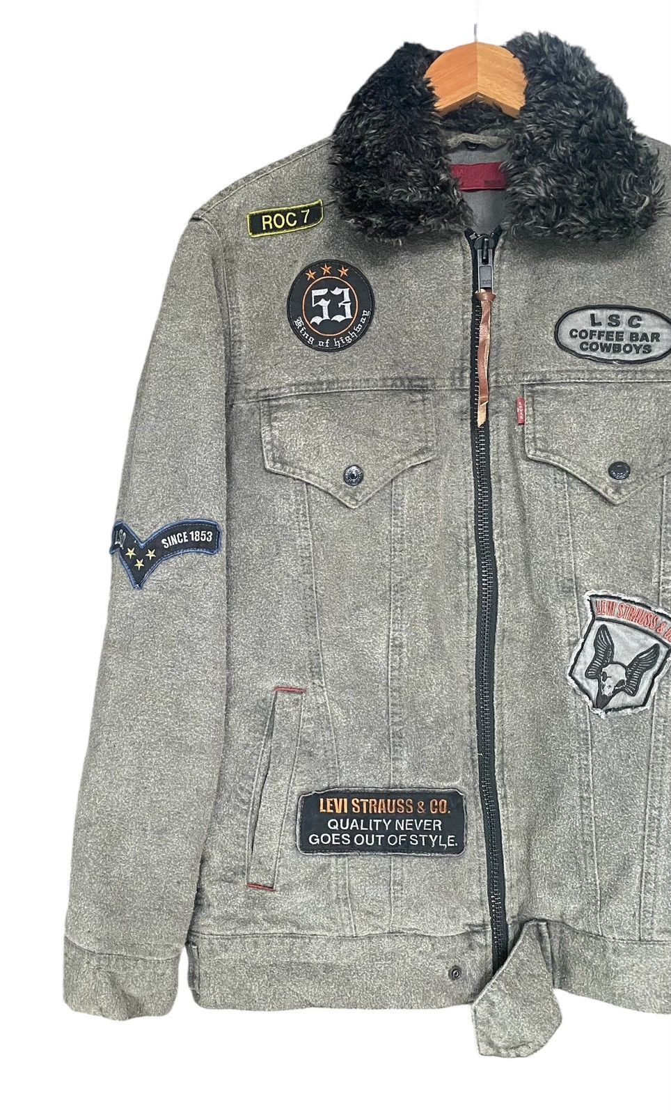Levi's Vtg🔥LEVI’S RED TAB Patches Softneck Zipper Jacket (M) Size US M / EU 48-50 / 2 - 4 Thumbnail