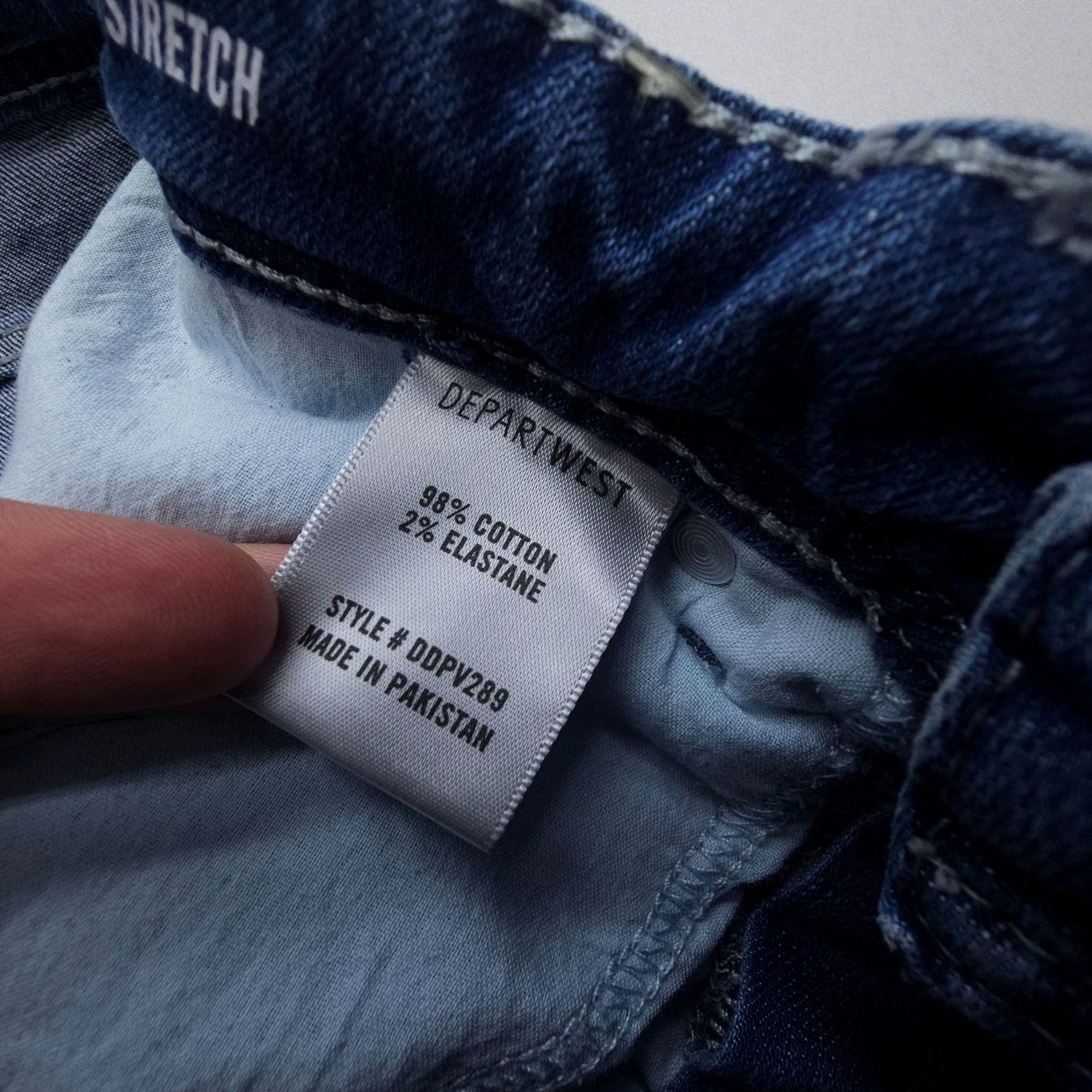 Vintage Dark Wash Jeans Men Slim Straight Denim 30x32 Blue Size 30 Buckle Size US 30 / EU 46 - 7 Thumbnail