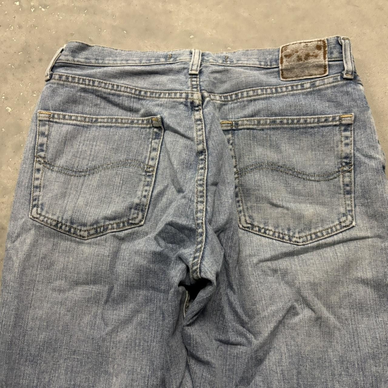 Japanese Brand × Vintage Crazy Vintage Y2K/2000s Light Wash Essential Denim Jeans! Size US 31 - 7 Thumbnail