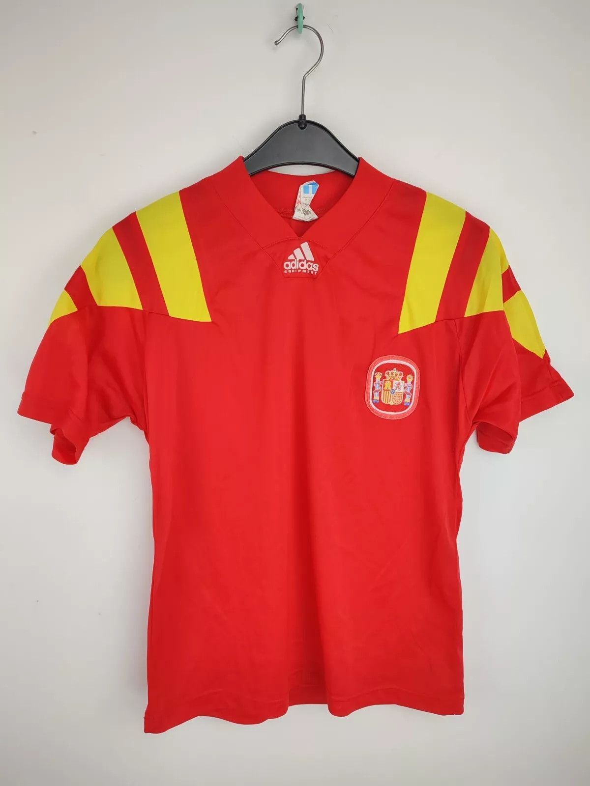 Adidas adidas vintage 1992-94 Spain Home FOOTBALL Kit SHIRT SOCCER Size US L / EU 52-54 / 3 - 1 Thumbnail