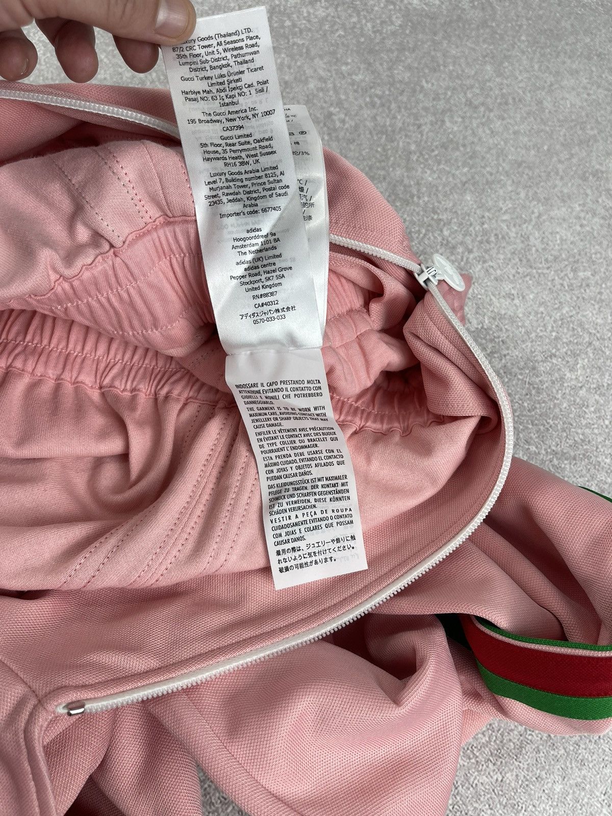 Gucci Gucci x Adidas Jumpsuit Pink Size XS Size 24" / US 00 / IT 34 - 13 Thumbnail