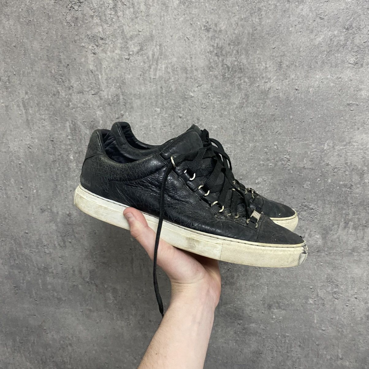Balenciaga Balenciaga Arena Low Black Cracked Leather Sneakers Size US 10 / EU 43 - 2 Thumbnail