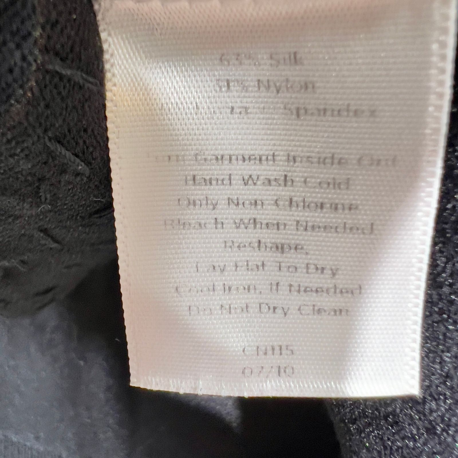 Robert Talbott Talbots Petite Black Sequined Tank Top Woman M Petite Silk Size M / US 6-8 / IT 42-44 - 5 Thumbnail