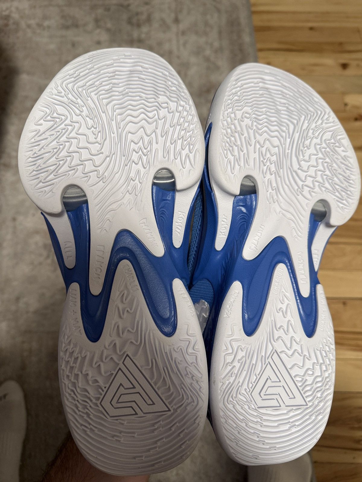 Nike Nike Giannis Freak Kentucky Sample Size US 10 / EU 43 - 4 Thumbnail