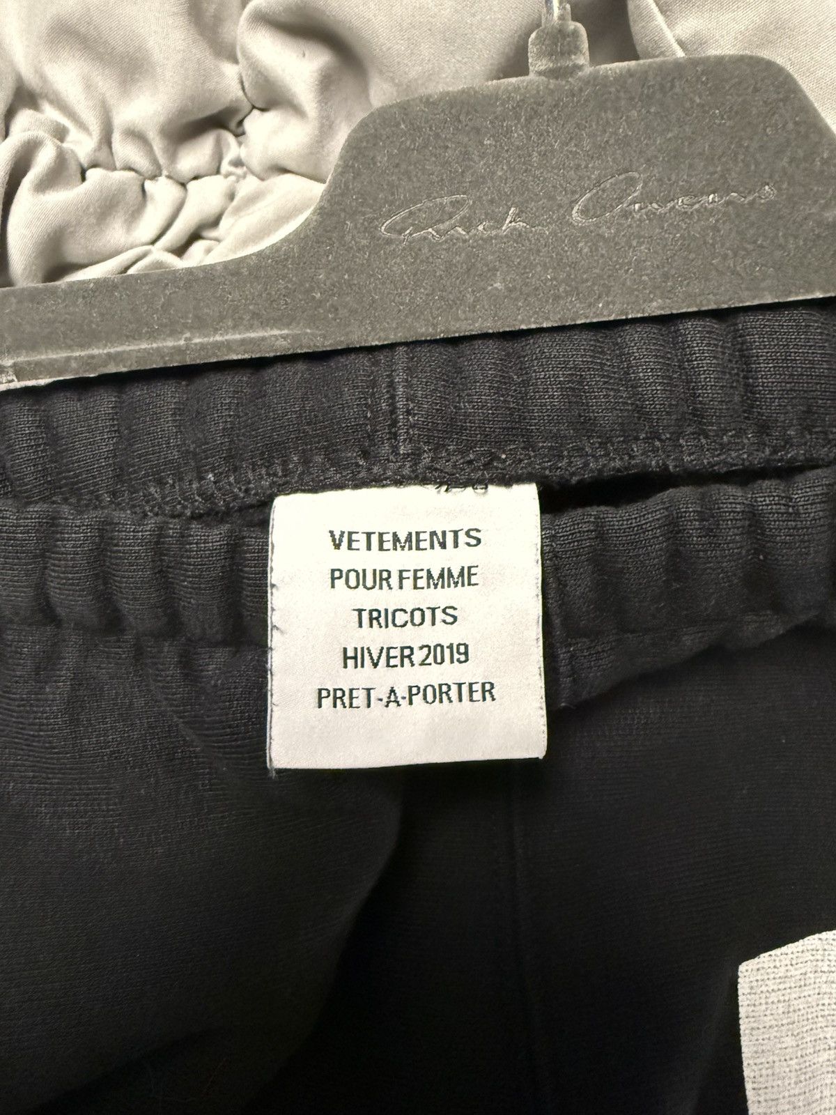 Vetements AW18 Vetements Sweatpants Size US 28 / EU 44 - 5 Thumbnail