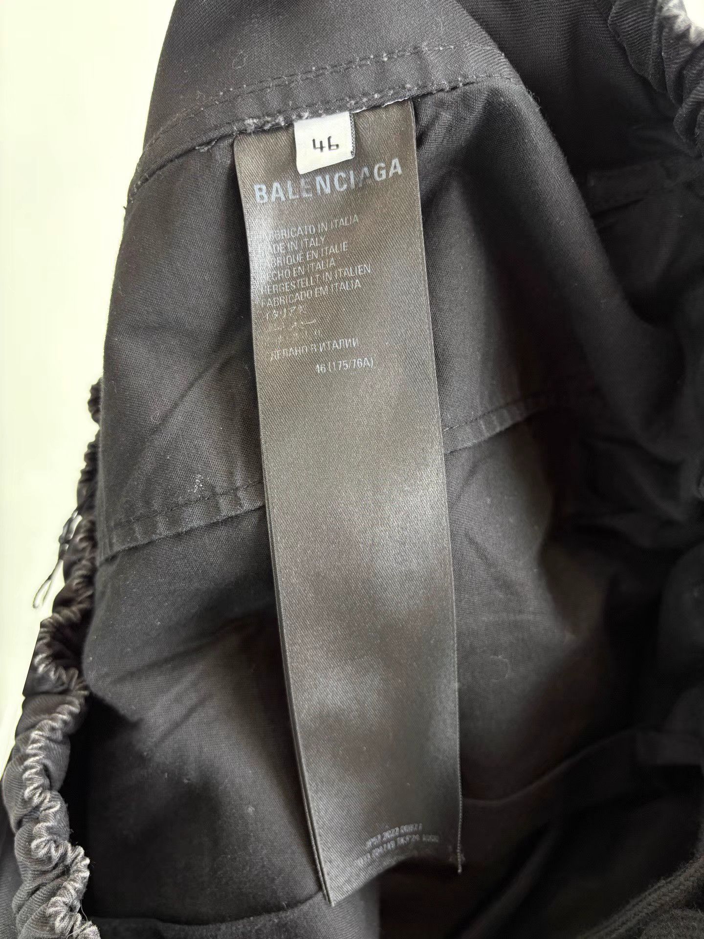 Balenciaga Balenciaga Logo Shorts Size US 30 / EU 46 - 4 Thumbnail