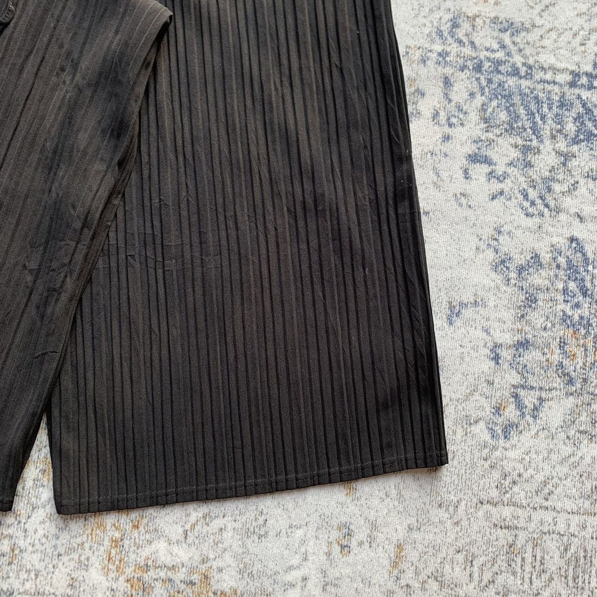 Japanese Brand Rare Japanese Brand Issey Style Pleats Pants Size US 34 / EU 50 - 3 Thumbnail