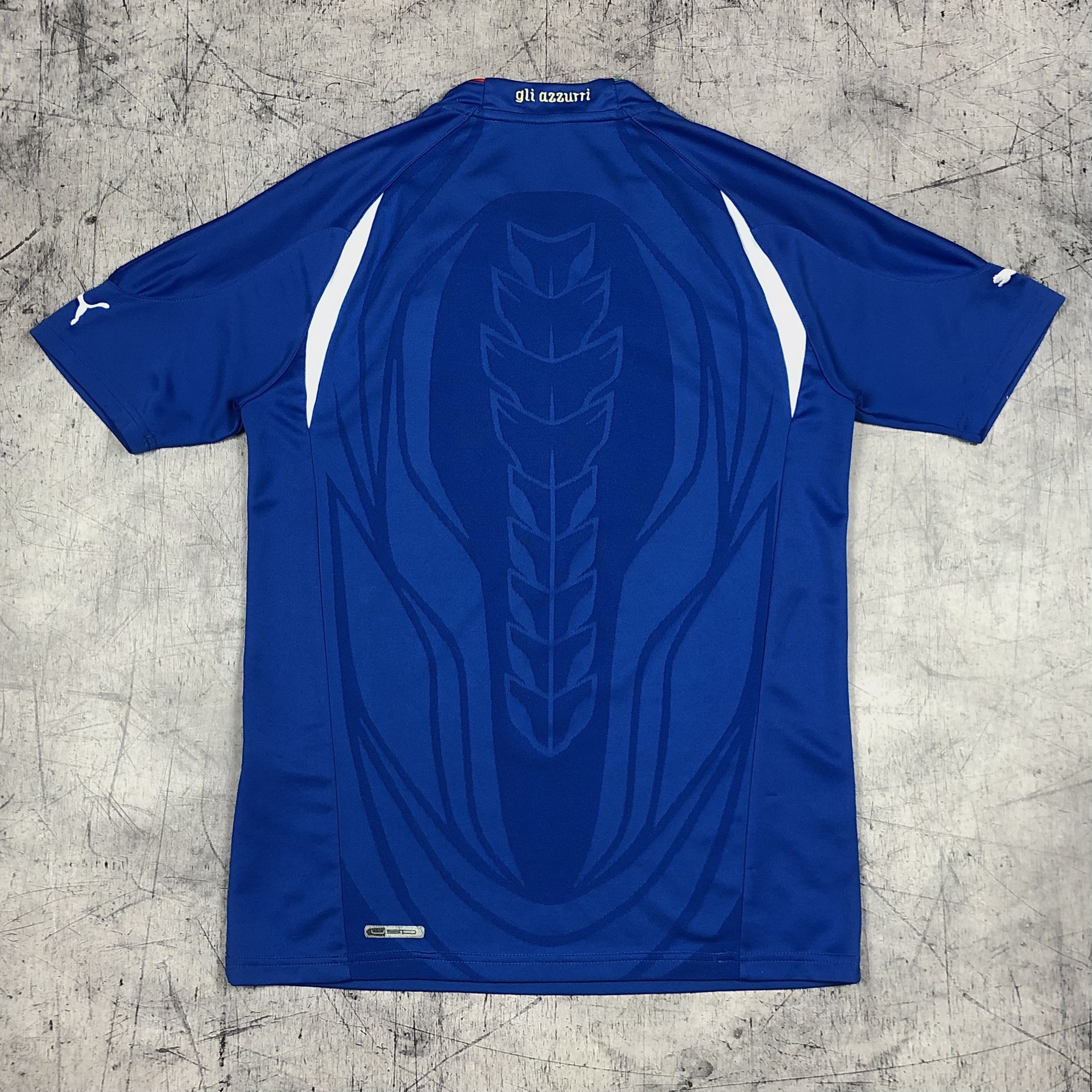 Puma Vintage Italy 2006 World Cup Puma Home Jersey Size US M / EU 48-50 / 2 - 16 Thumbnail