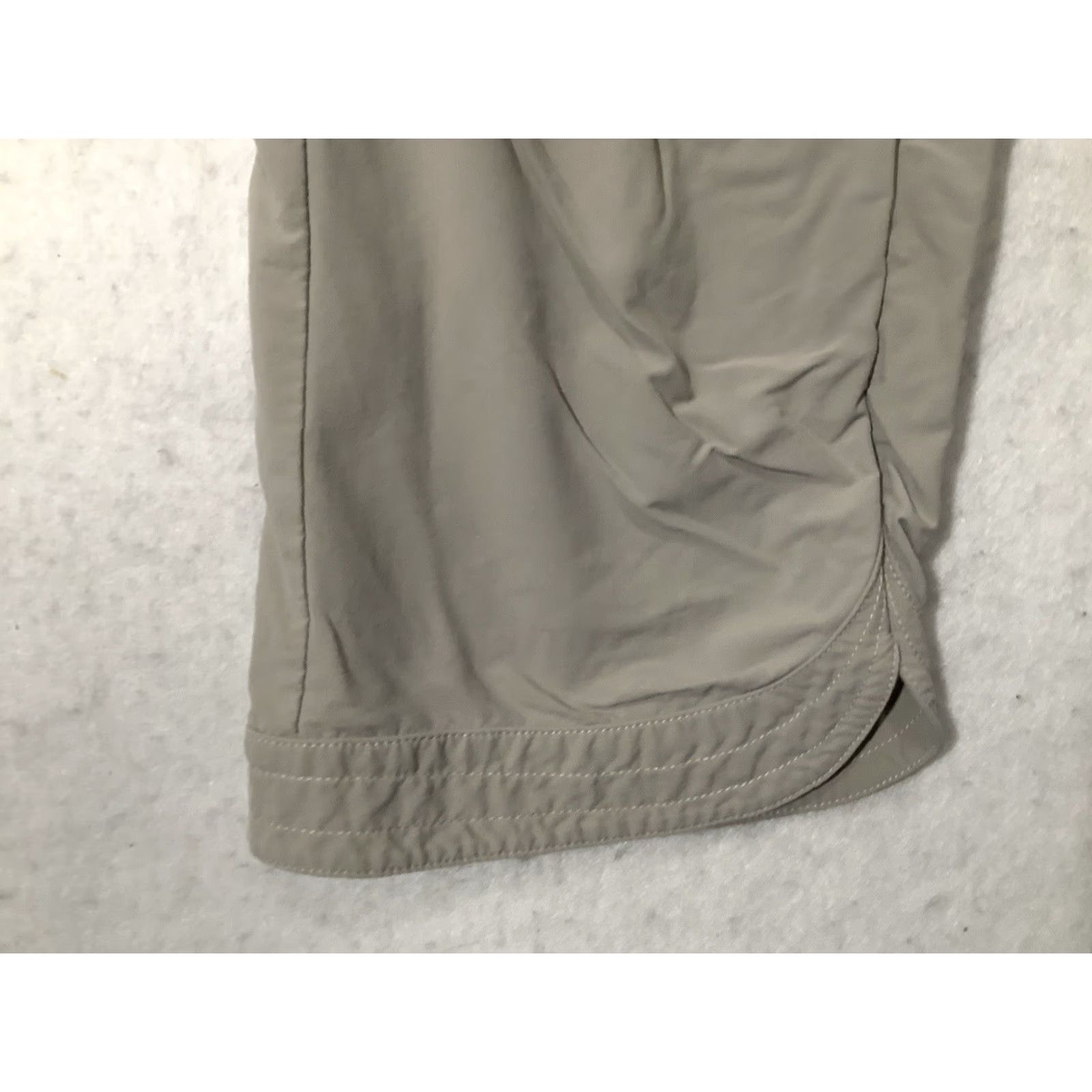 Vintage Kuhl Pants Cropped Women’s Beige Nylon 6 Drawstring Inseam 21 in Casual Hiking Size 28" / US 6 / IT 42 - 3 Thumbnail