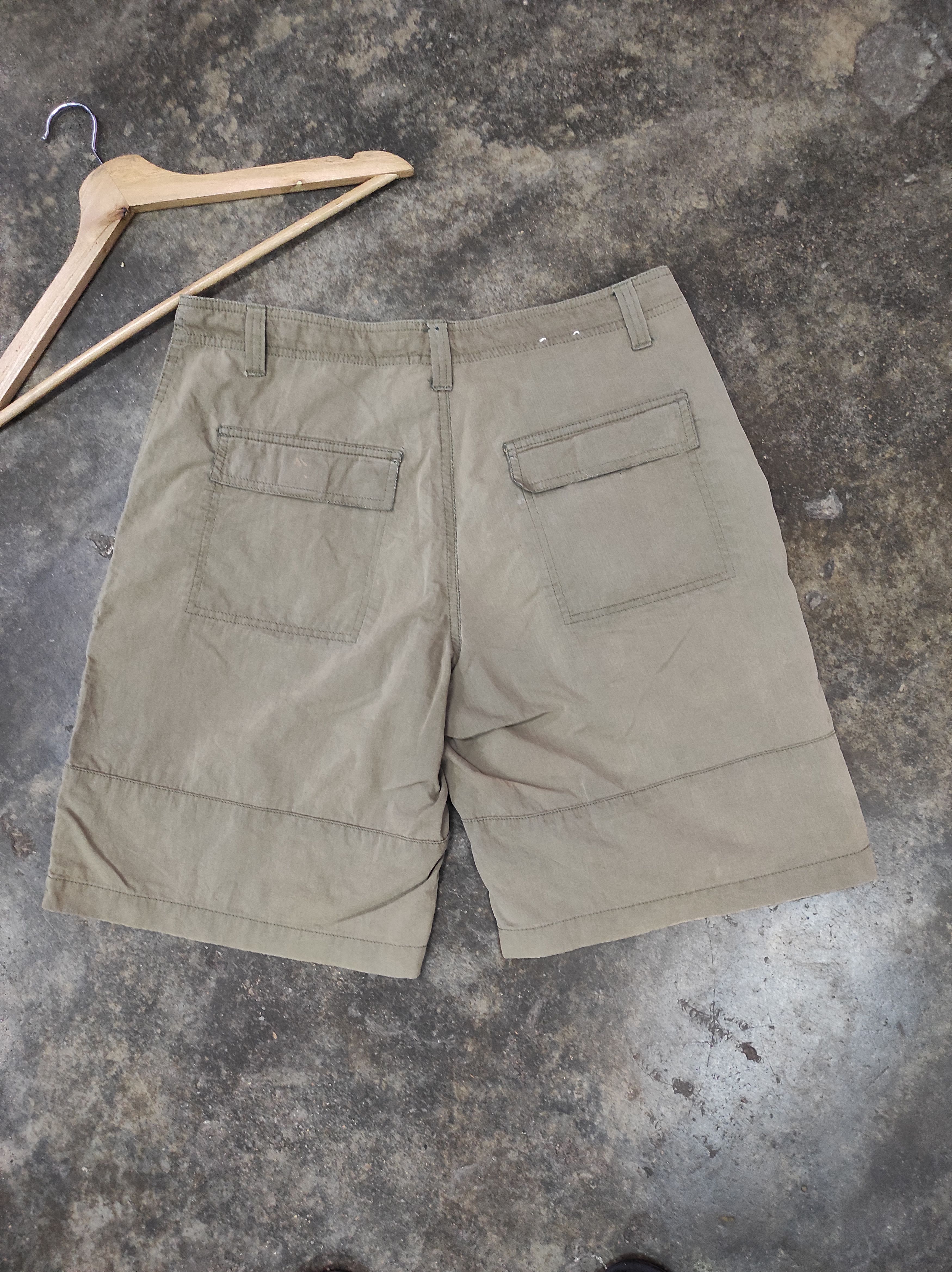 Gap DISTRESSED GAP CARGO SHORT PANTS Size US 31 - 6 Thumbnail