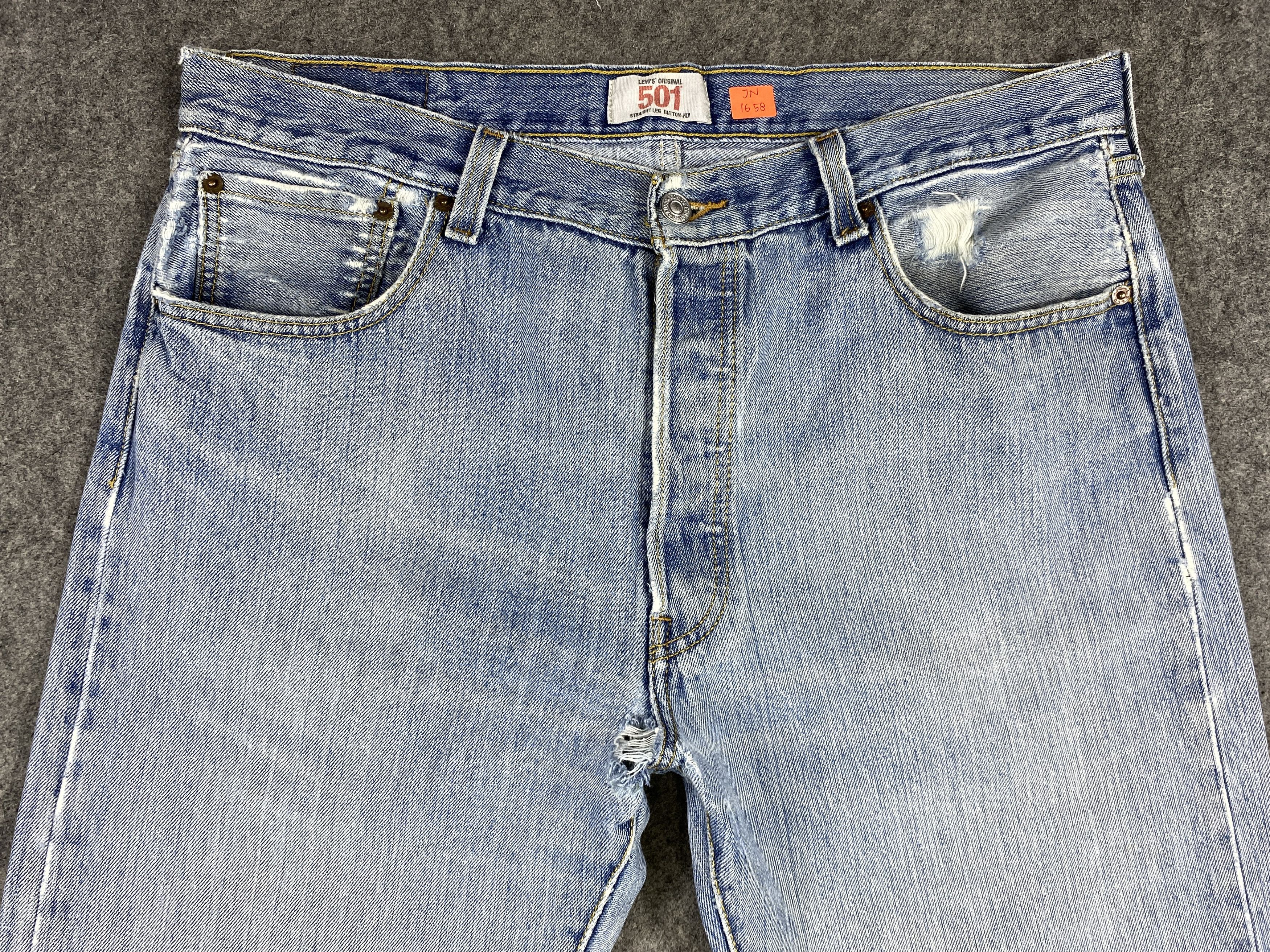 Levi's Mid Blue Vintage Levi's 501 Jeans 35x31.5 Denim -JN1658 Size US 35 - 3 Thumbnail